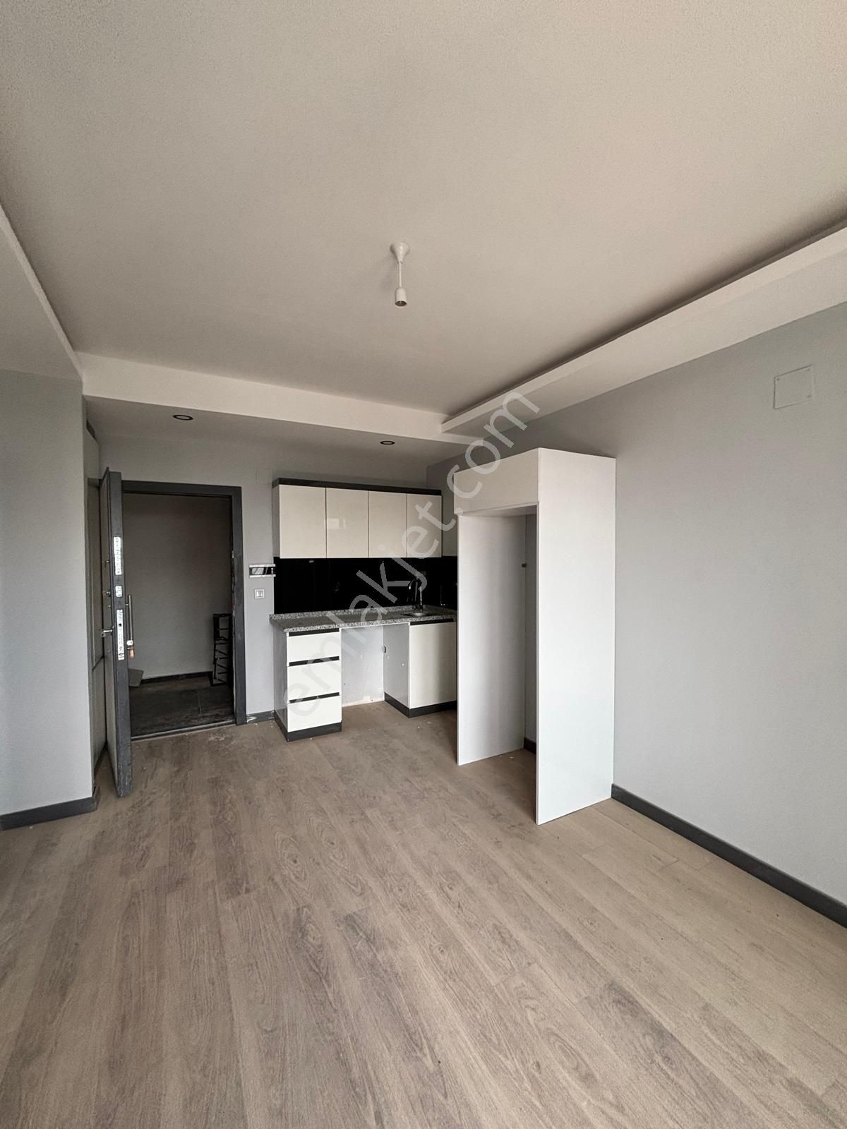 Çınarlıda Villa Tadında İskanlı Konsept 1+1 Satılık Daire - Görsel 2