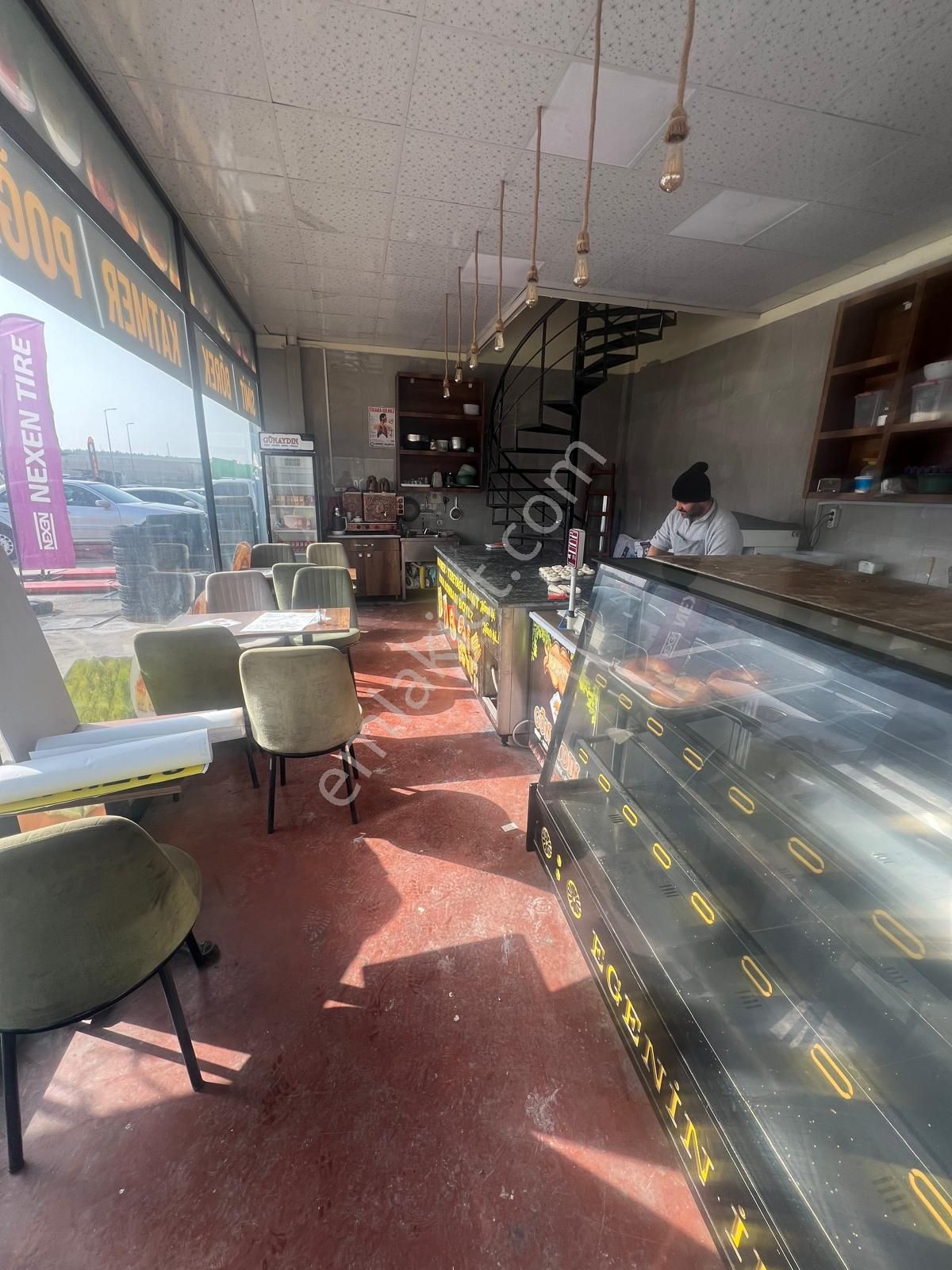 Millioğlu İnşaat'tan Sanayi'de Ana Cadde De Devren Satılık İş Yeri - Görsel 2