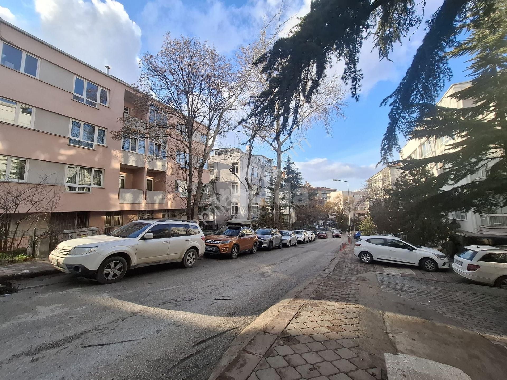 Ankara Çankayada Köşk Yakını 3+1 Satılık Daire - Görsel 5