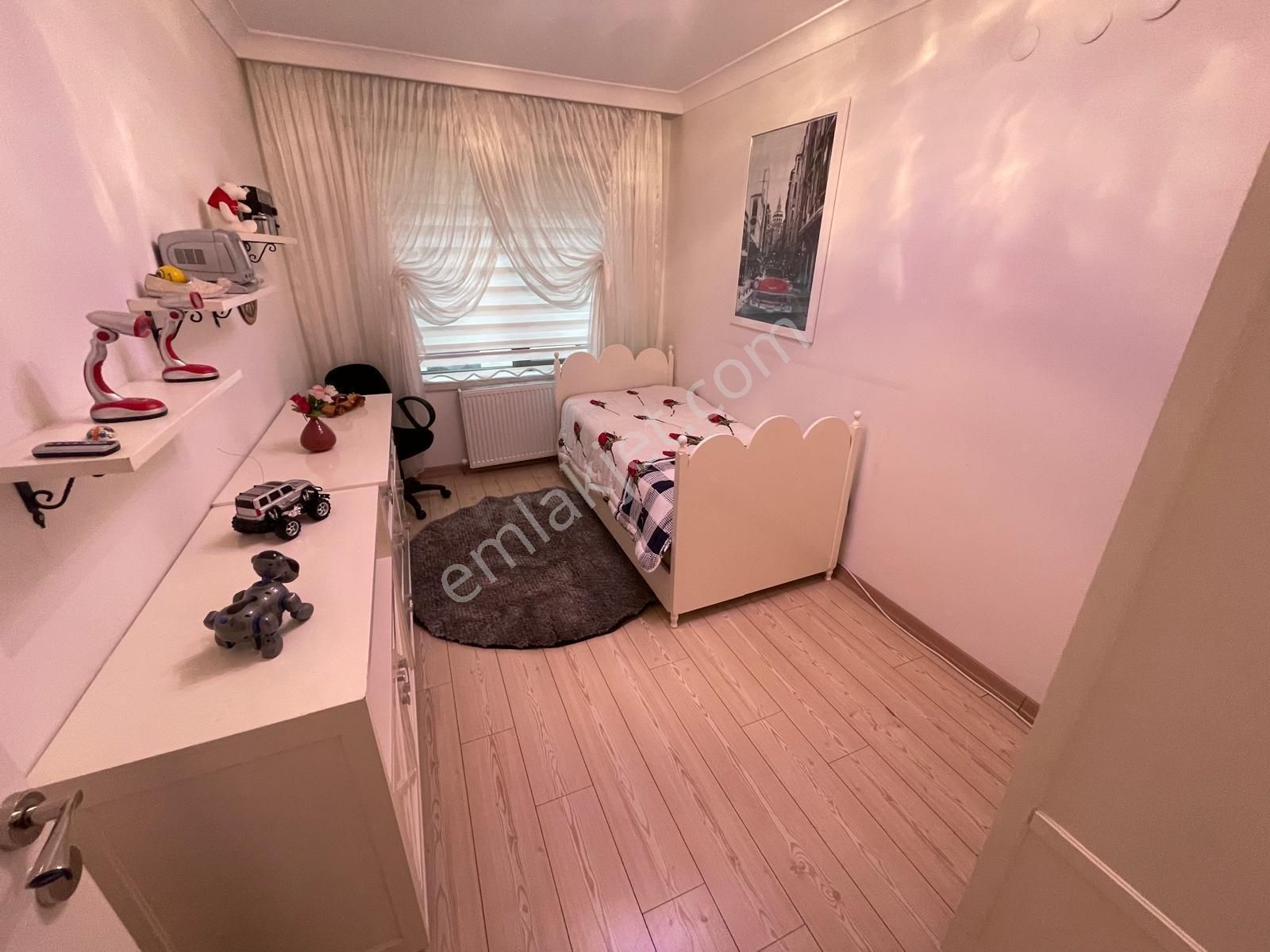 Kılıçsoy'dan Çambaşı Cad Üzeri Kat Konumunda Full Eşyalı 4+1 - Görsel 26