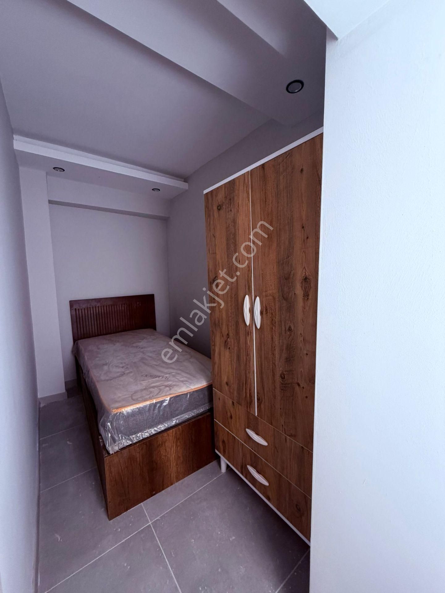 Arakat Balkonlu Yatırımlık Üniversiteye Yakın 1+1 Apart - Görsel 24