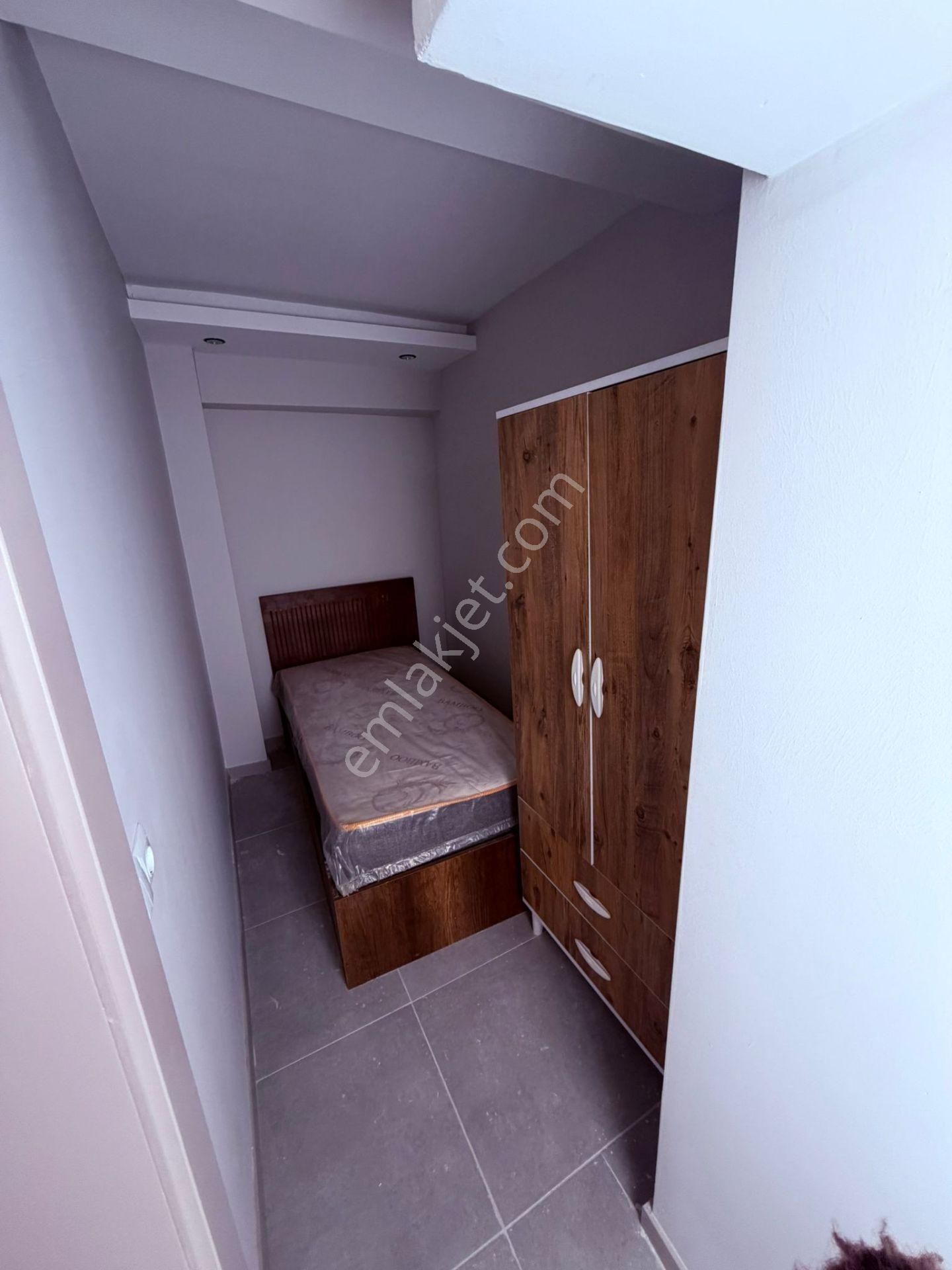 Arakat Balkonlu Yatırımlık Üniversiteye Yakın 1+1 Apart - Görsel 27