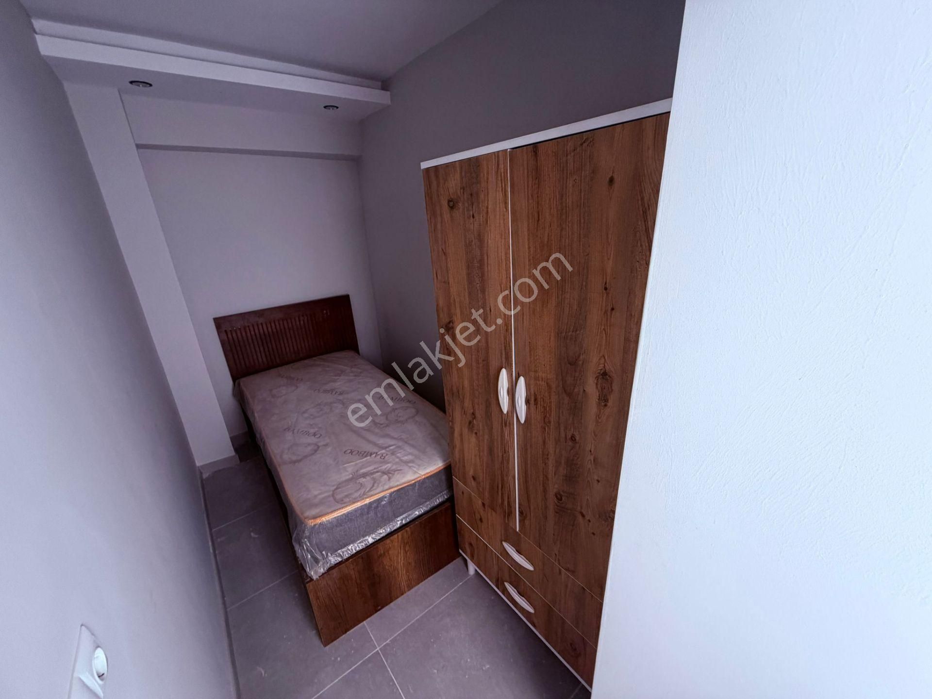 Arakat Balkonlu Yatırımlık Üniversiteye Yakın 1+1 Apart - Görsel 25