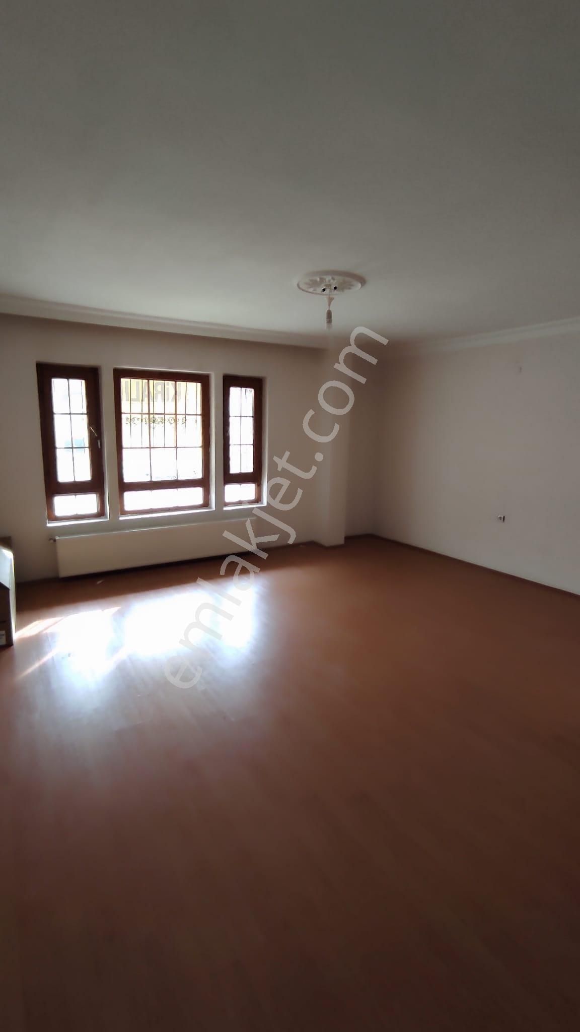 Kiralık*ufuktepe*pazarın Yanında*giriş*balkonlu*2+1*geniş*yapılı*daire* - Görsel 9