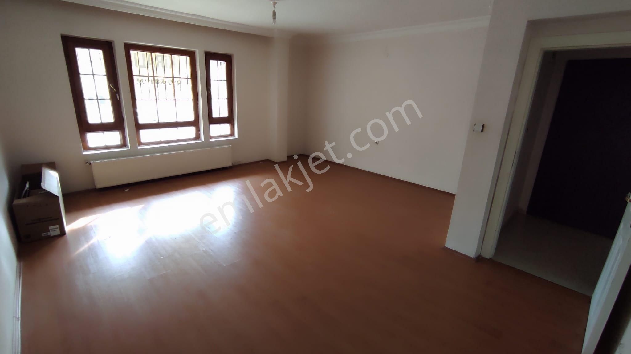 Kiralık*ufuktepe*pazarın Yanında*giriş*balkonlu*2+1*geniş*yapılı*daire* - Görsel 23