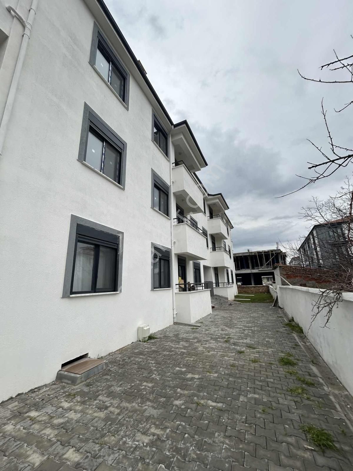 Prestij Gayrimenkulden Gömeç Yaya Mah. 2+1 Kapalı Mutfak Daire - Görsel 9