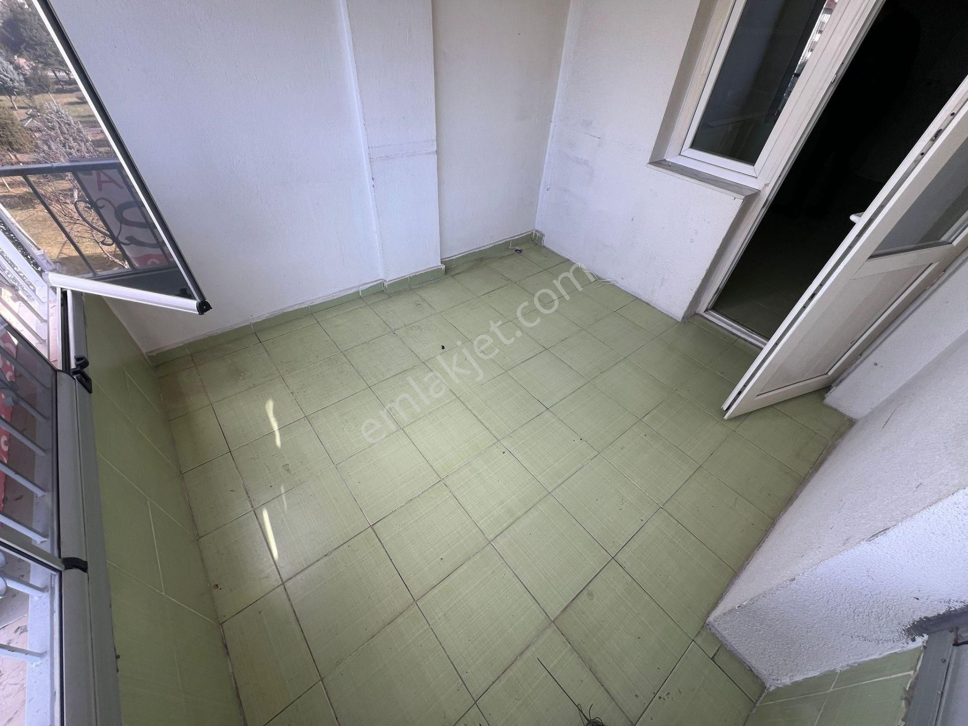 Sym'den Selçuklu Mh Ara Katta Asansörlü Yapılı 3+1daire!! - Görsel 23