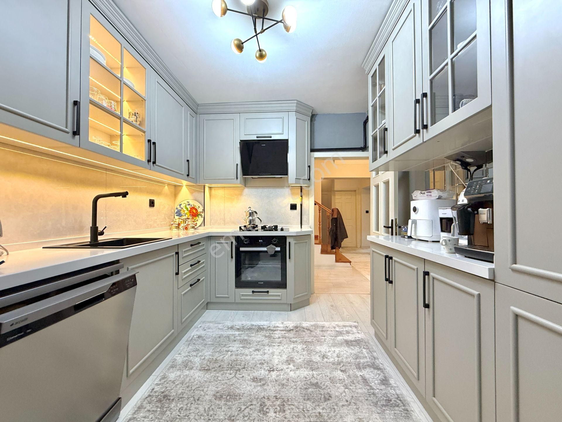 Kalecik Emlak'tan Önü Açık, Güney Full Yapılı 220m², Şömine, Jakuzi 5+1 - Görsel 4