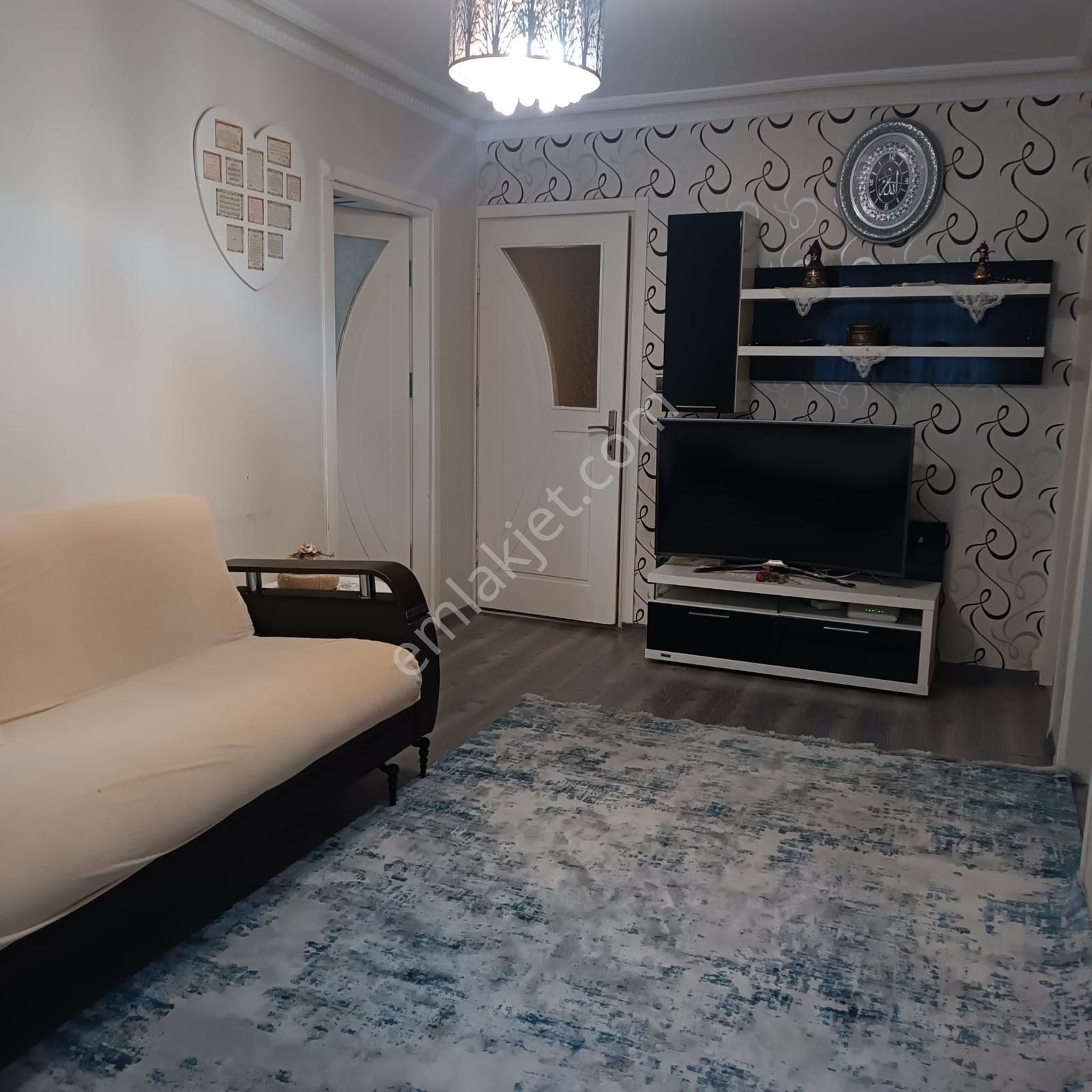 Memura Kiralık 2+1 Daire 2.kat - Eşyasız Boş Kiralıktır - Görsel 8