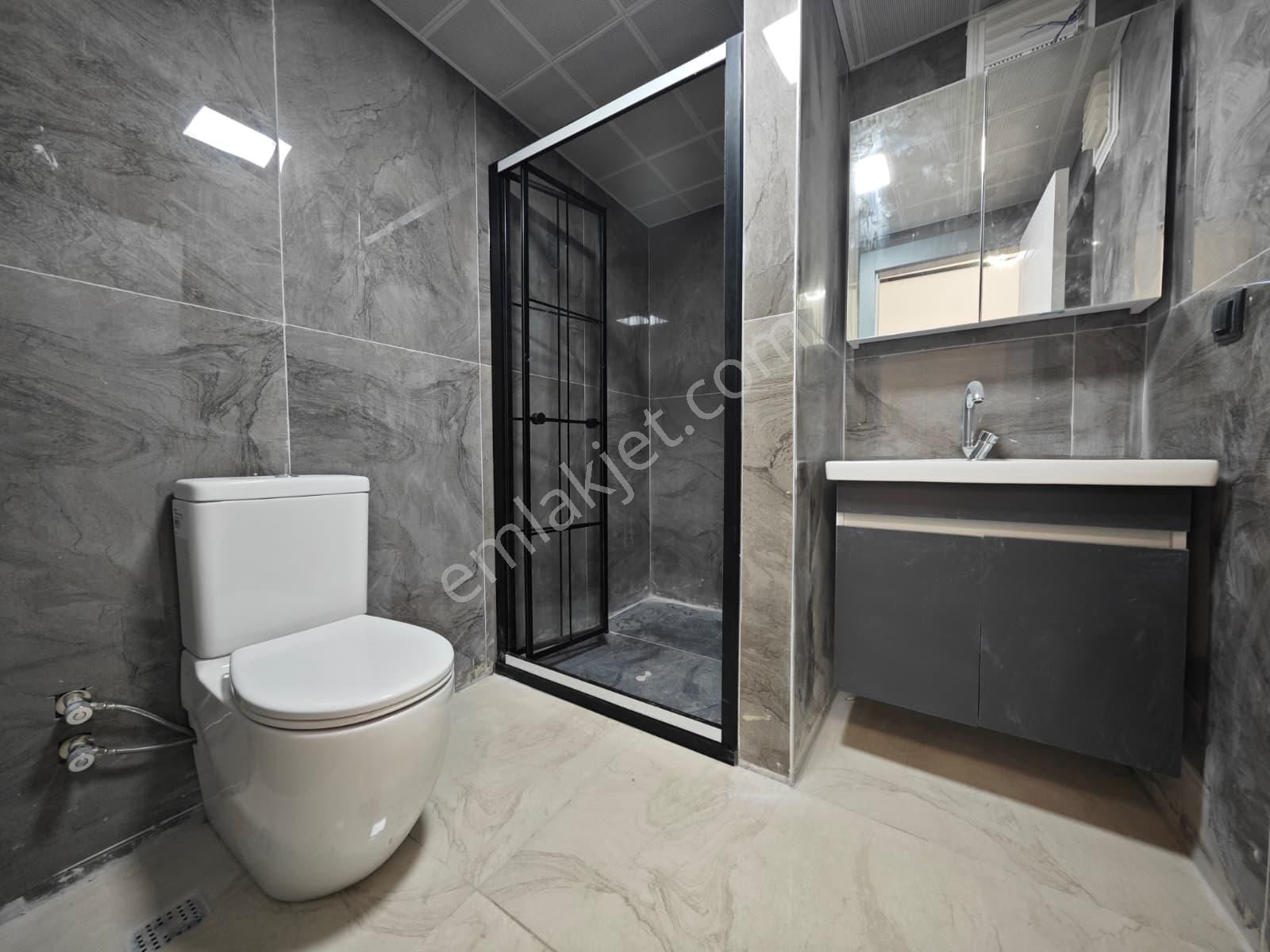 Karapürçek'te Ultra Lüks Yapılı 140 M2 3+1 2.katta Satılık Sıfır Daire !!! - Görsel 31