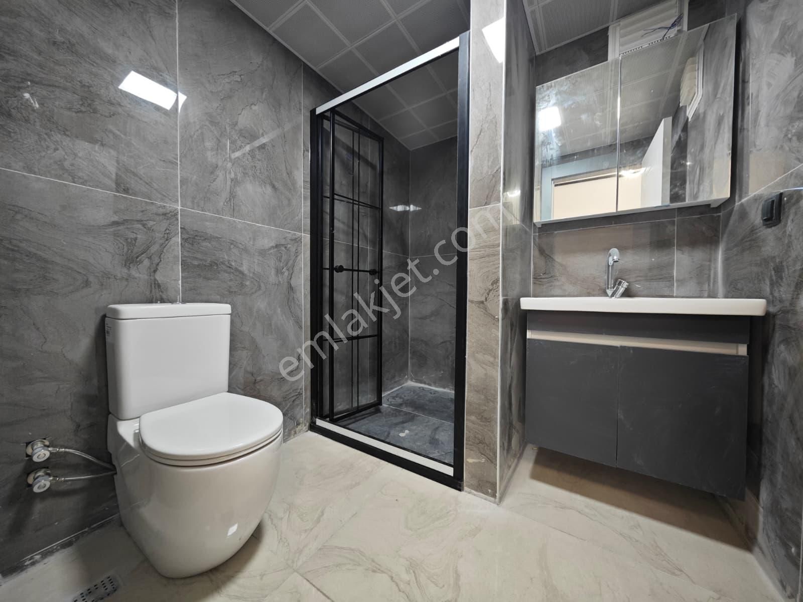 Karapürçek'te Ultra Lüks Yapılı 140 M2 3+1 2.katta Satılık Sıfır Daire !!! - Görsel 32