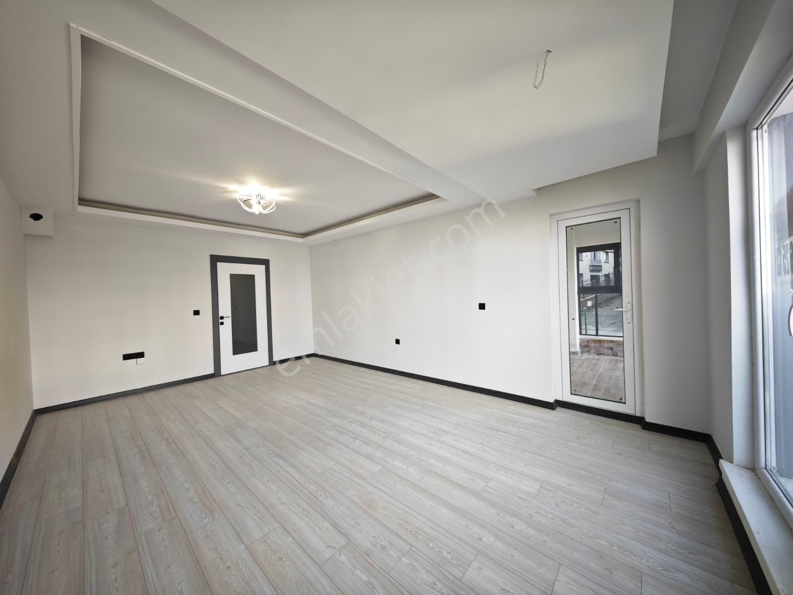 Karapürçek'te Ultra Lüks Yapılı 140 M2 3+1 2.katta Satılık Sıfır Daire !!! - Görsel 9