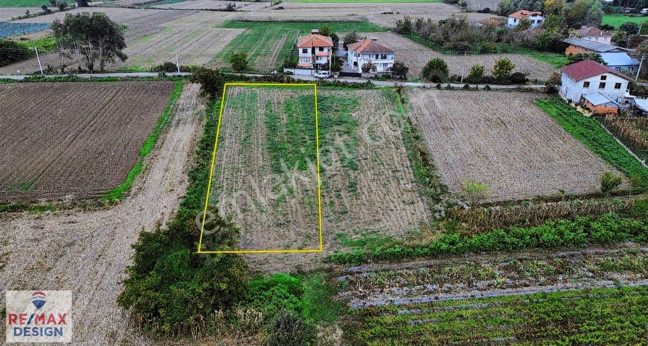 Remax Desıgn Adapazarı Çökekler'de İmarlı Satılık Arsa - Görsel 3