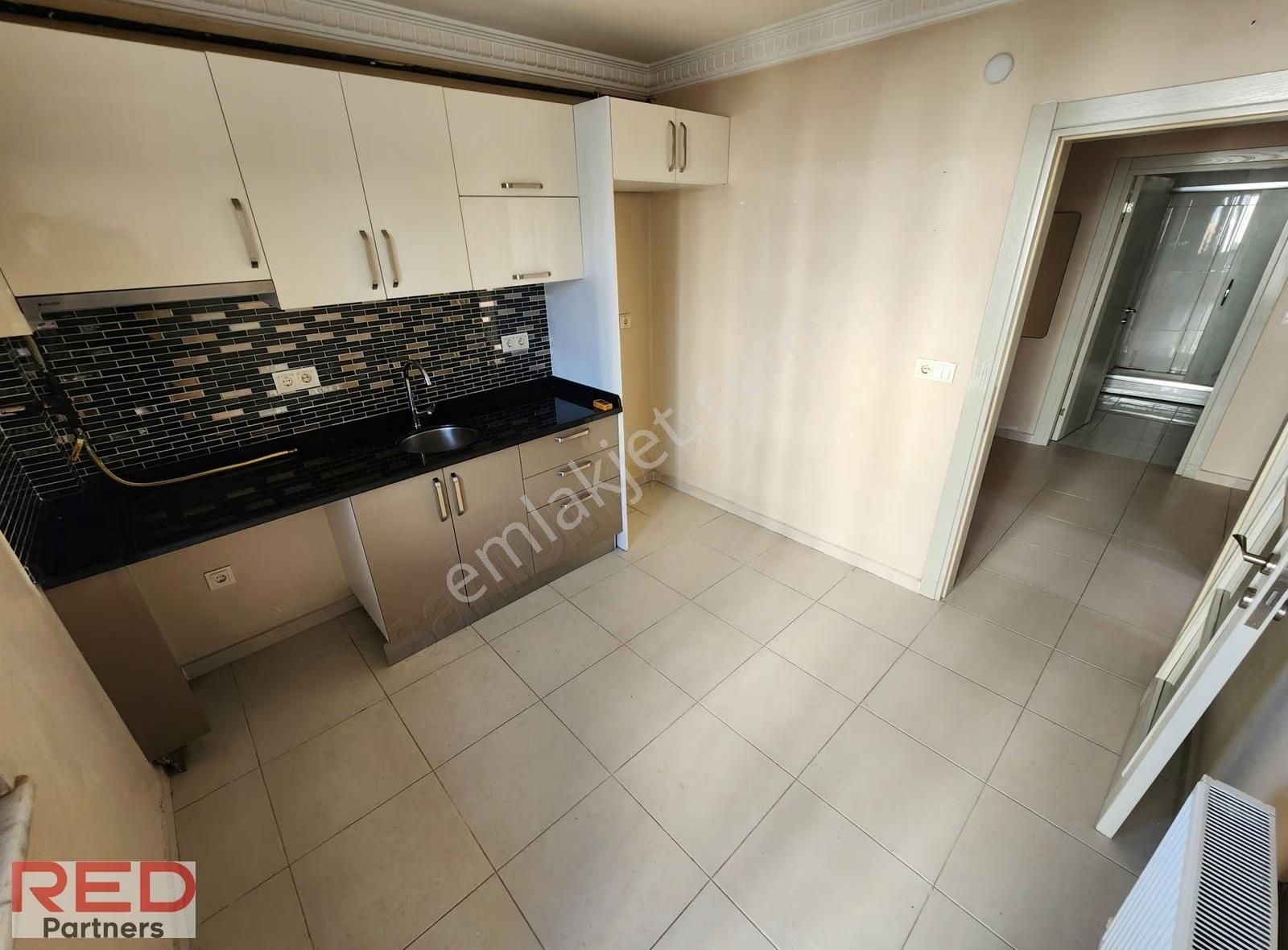 Tuzla İstasyon Kiralık 3+1 Daire Ara Kat Köşe Şenol Kara - Görsel 8