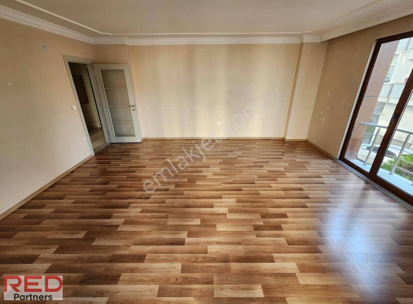 Tuzla İstasyon Kiralık 3+1 Daire Ara Kat Köşe Şenol Kara - Görsel 2