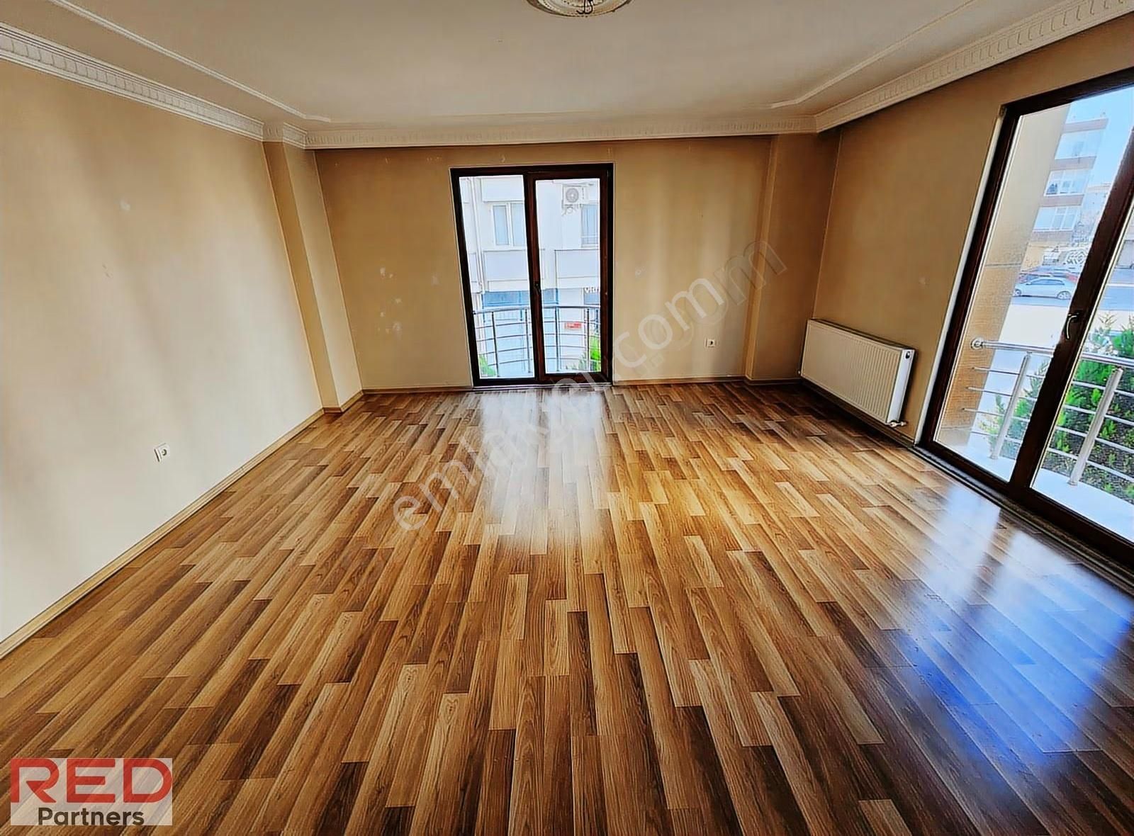 Tuzla İstasyon Kiralık 3+1 Daire Ara Kat Köşe Şenol Kara - Görsel 6