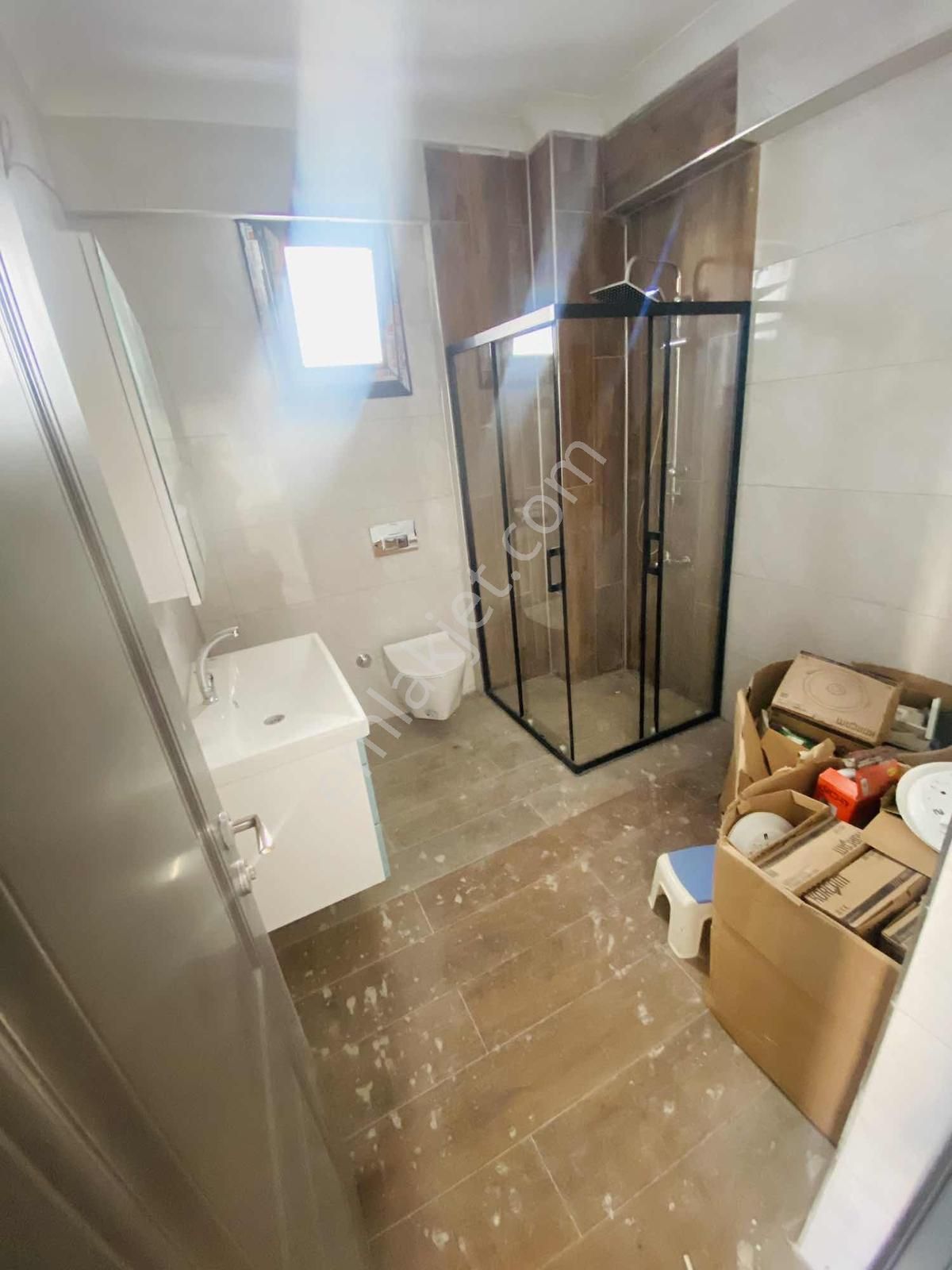 Prestijden Merkezi Konumda Asansörlü Ara Kat 1+1 Daire - Görsel 7