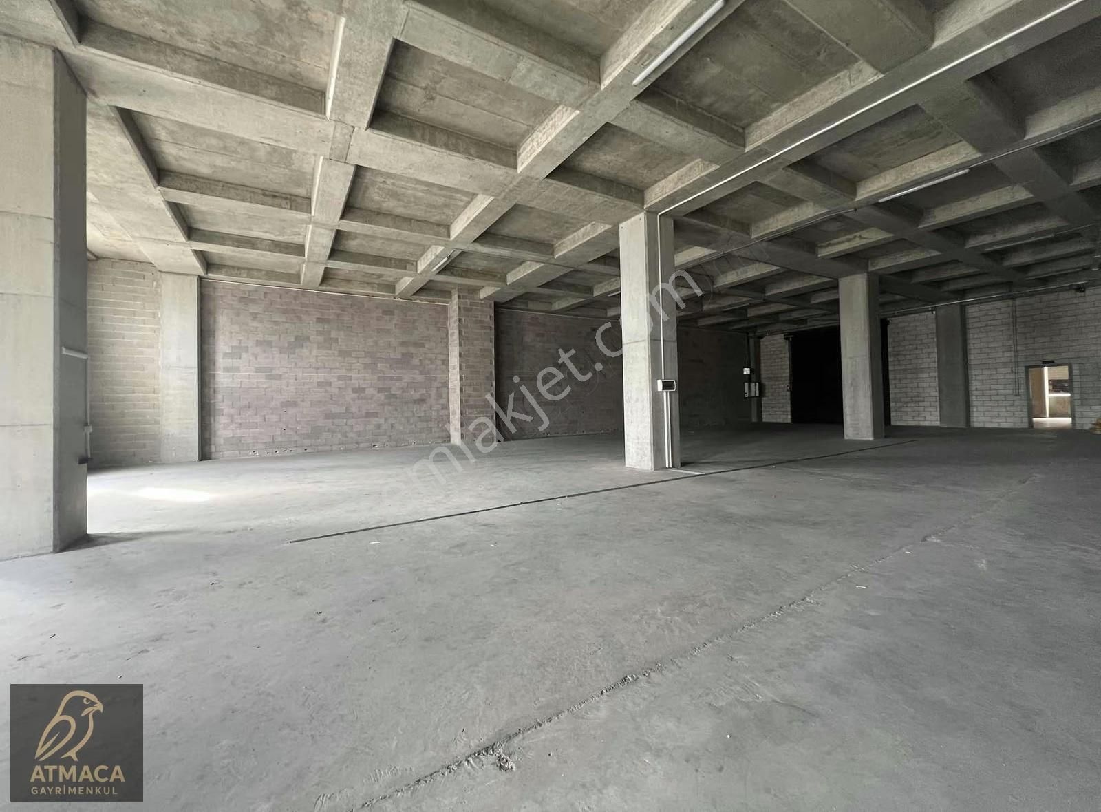 Sinpaş İş Merkezi'nde Düz Girişli 663 M2 Kiralık İşyeri - Görsel 13