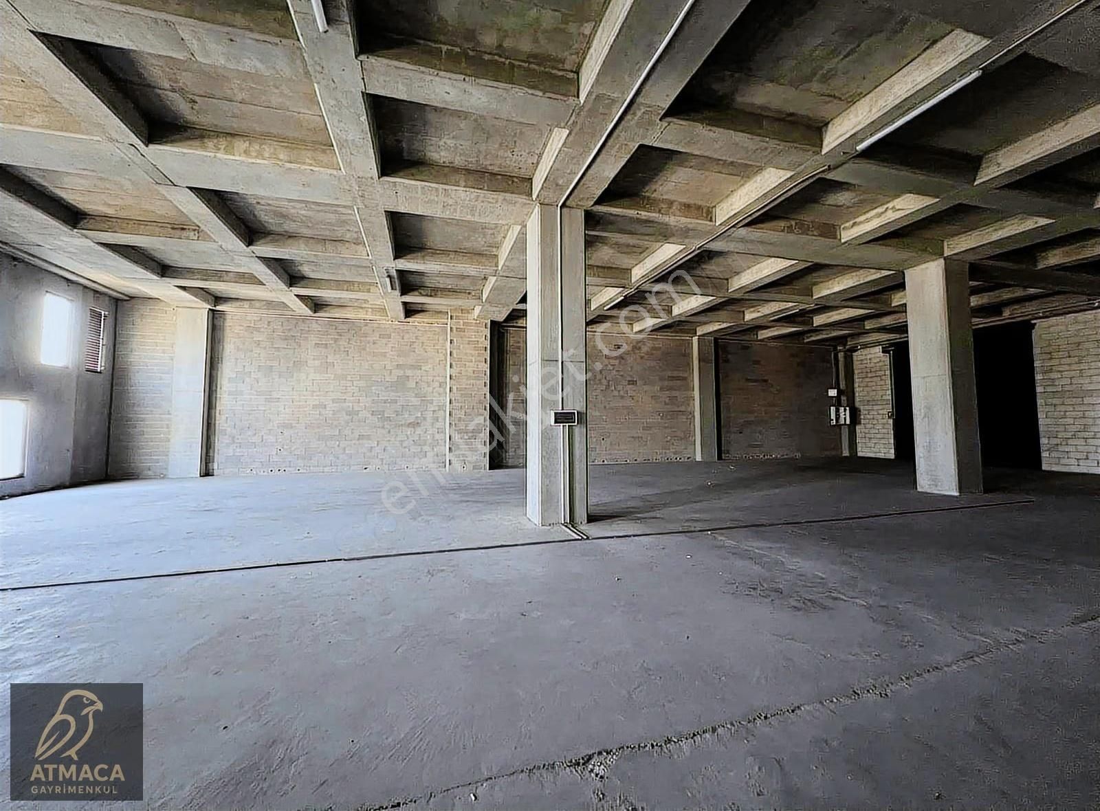 Sinpaş İş Merkezi'nde Düz Girişli 663 M2 Kiralık İşyeri - Görsel 30