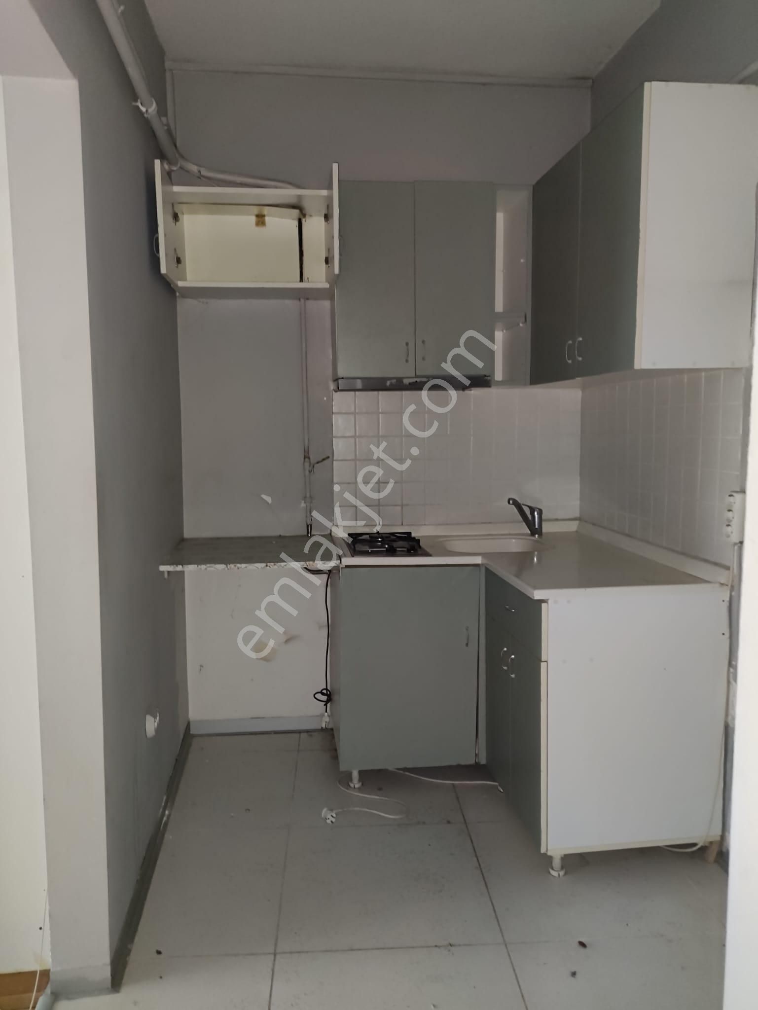 Burç Emlaktan Beşiktaş Cadde Paraleli Homofise Uygun 1+l Salon Kombili 65 M2 Yüksek Giriş - Görsel 8