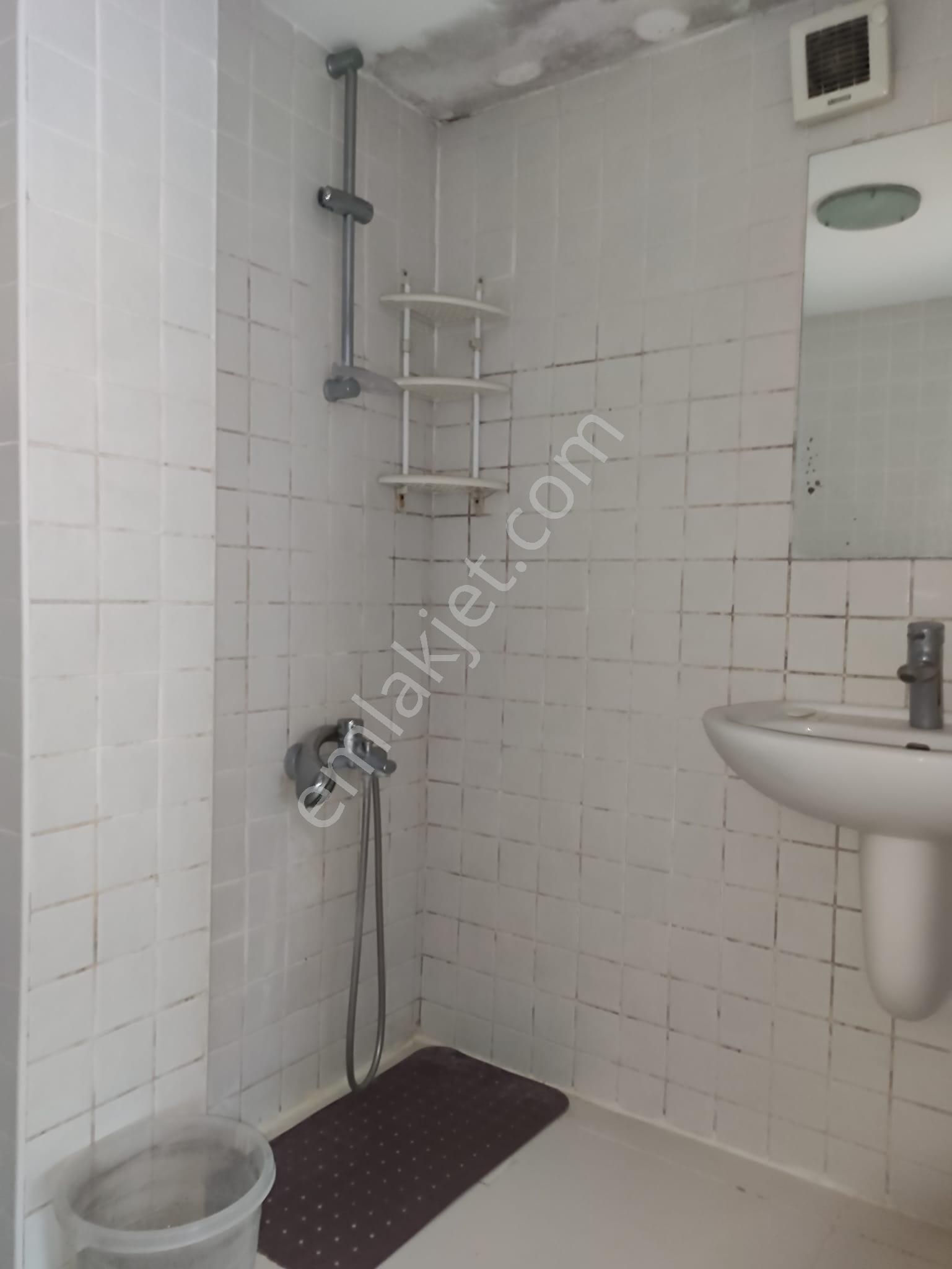 Burç Emlaktan Beşiktaş Cadde Paraleli Homofise Uygun 1+l Salon Kombili 65 M2 Yüksek Giriş - Görsel 13