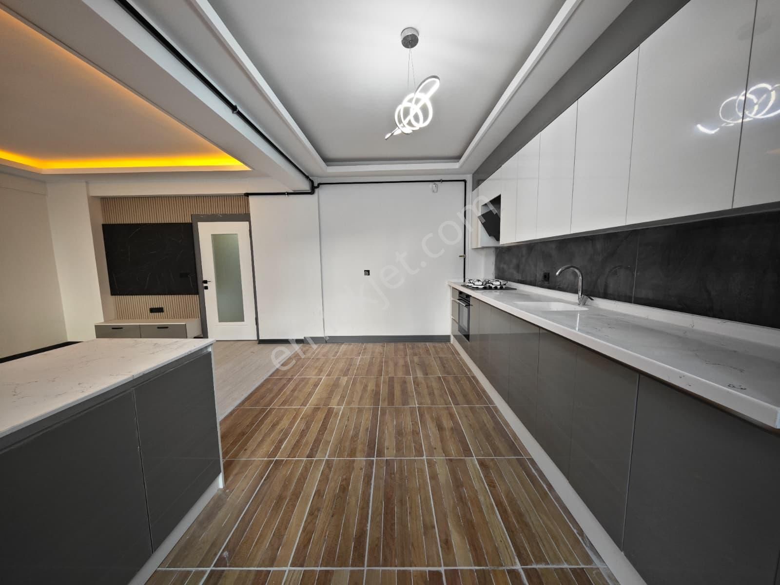 Karapürçek'te Full Yapılı 2+1 Amerikan Mutfak Satılık Sıfır Daire !!! - Görsel 8