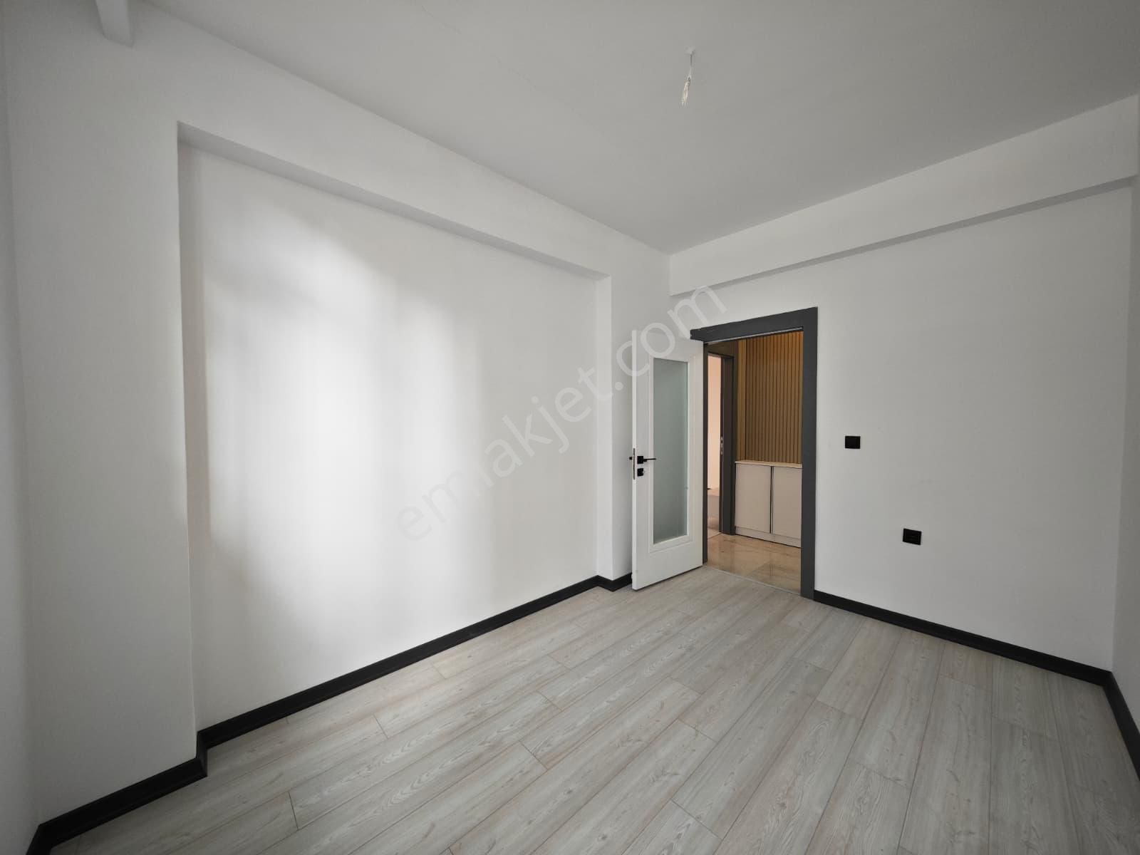 Karapürçek'te Full Yapılı 2+1 Amerikan Mutfak Satılık Sıfır Daire !!! - Görsel 14