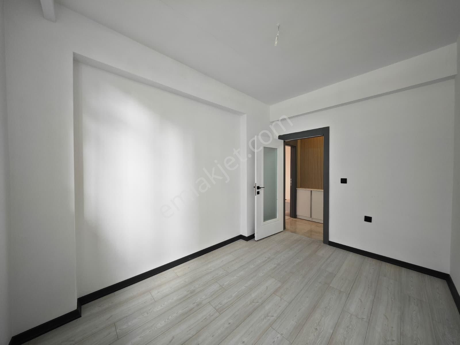 Karapürçek'te Full Yapılı 2+1 Amerikan Mutfak Satılık Sıfır Daire !!! - Görsel 11