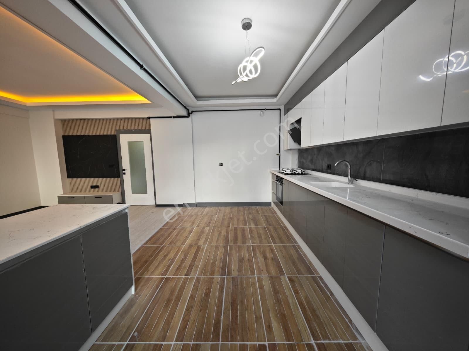 Karapürçek'te Full Yapılı 2+1 Amerikan Mutfak Satılık Sıfır Daire !!! - Görsel 4