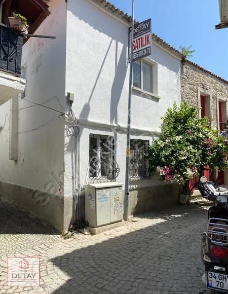 Alaçatı Çarşı İçinde Ticari İşletmeye Uygun Müstakil Ev - Görsel 10