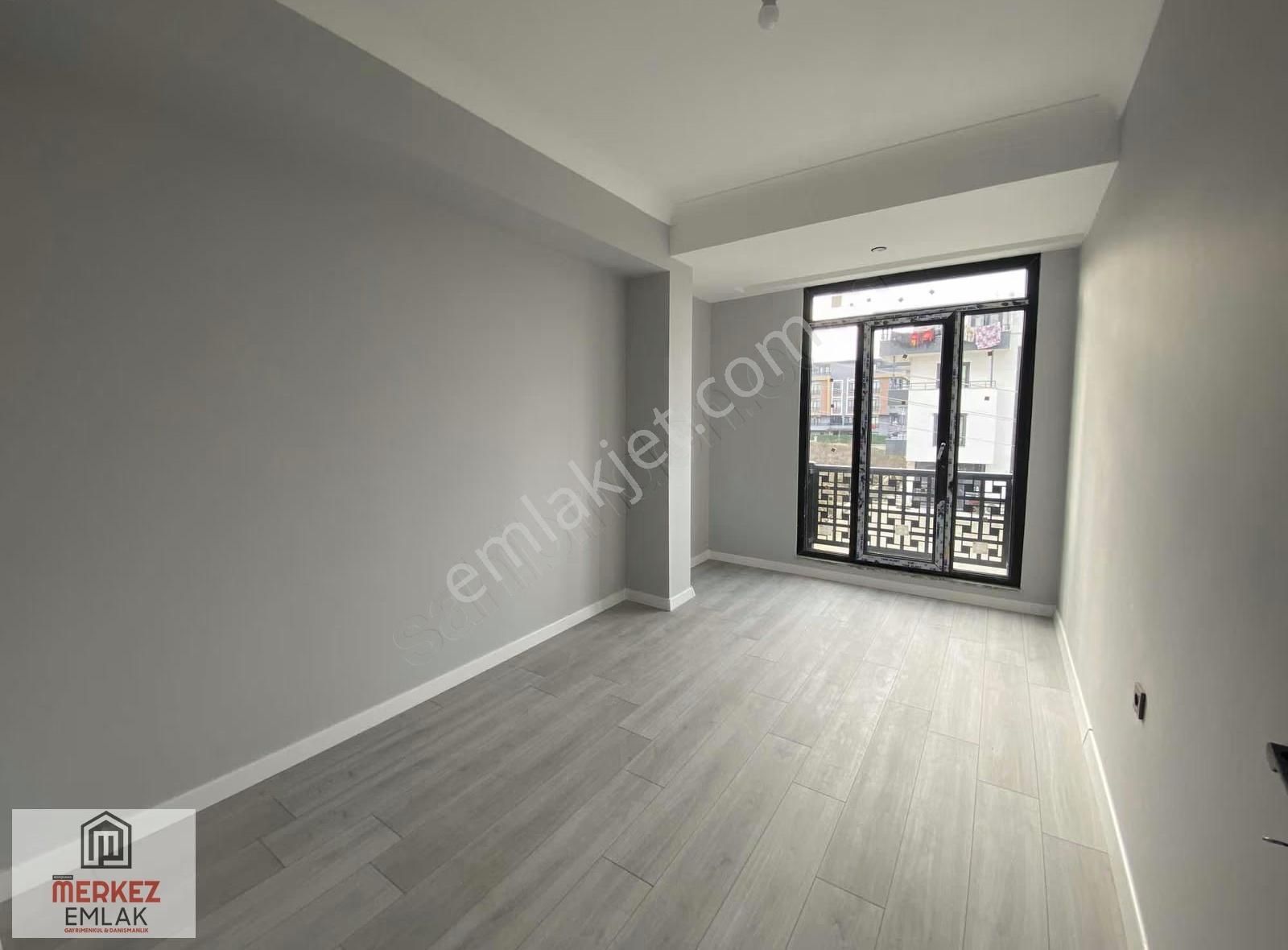 Başiskele Yeşilyurt Mah. 2+1 Satılık Arakat Daire - Görsel 5
