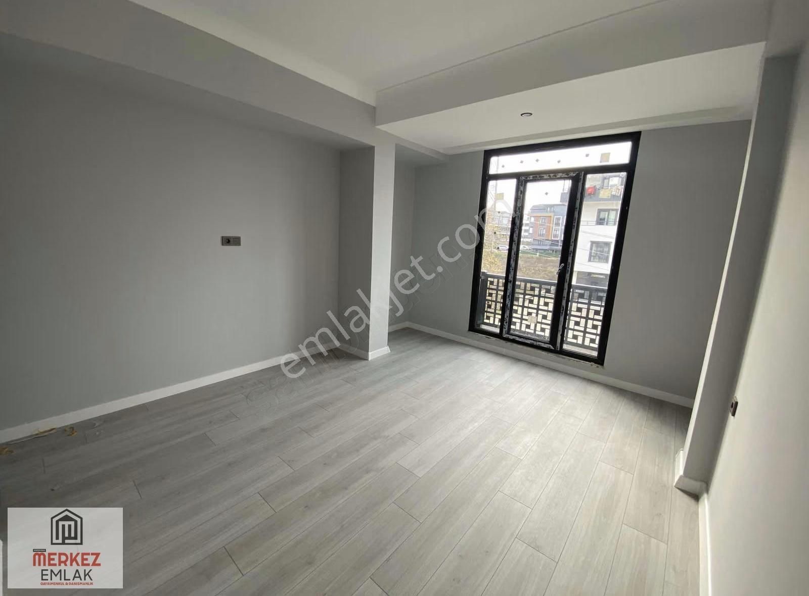 Başiskele Yeşilyurt Mah. 2+1 Satılık Arakat Daire - Görsel 9
