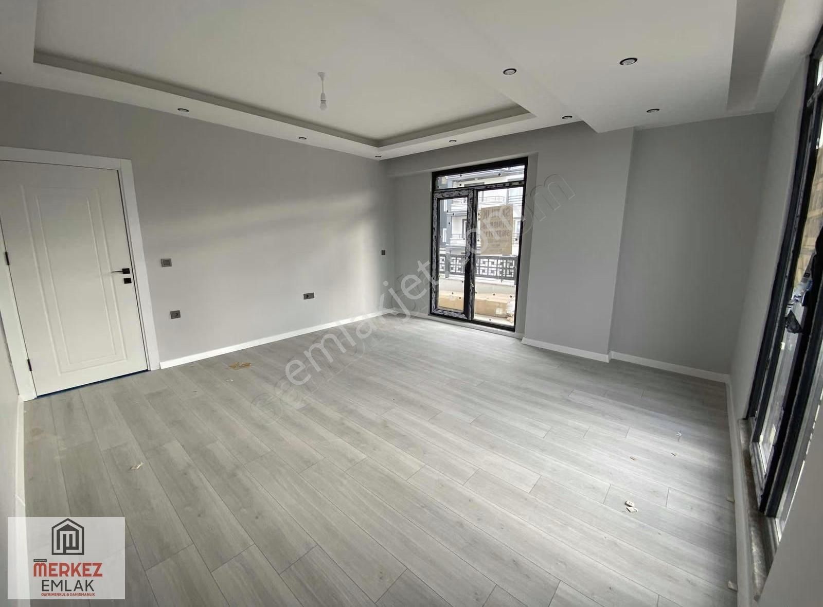 Başiskele Yeşilyurt Mah. 2+1 Satılık Arakat Daire - Görsel 4