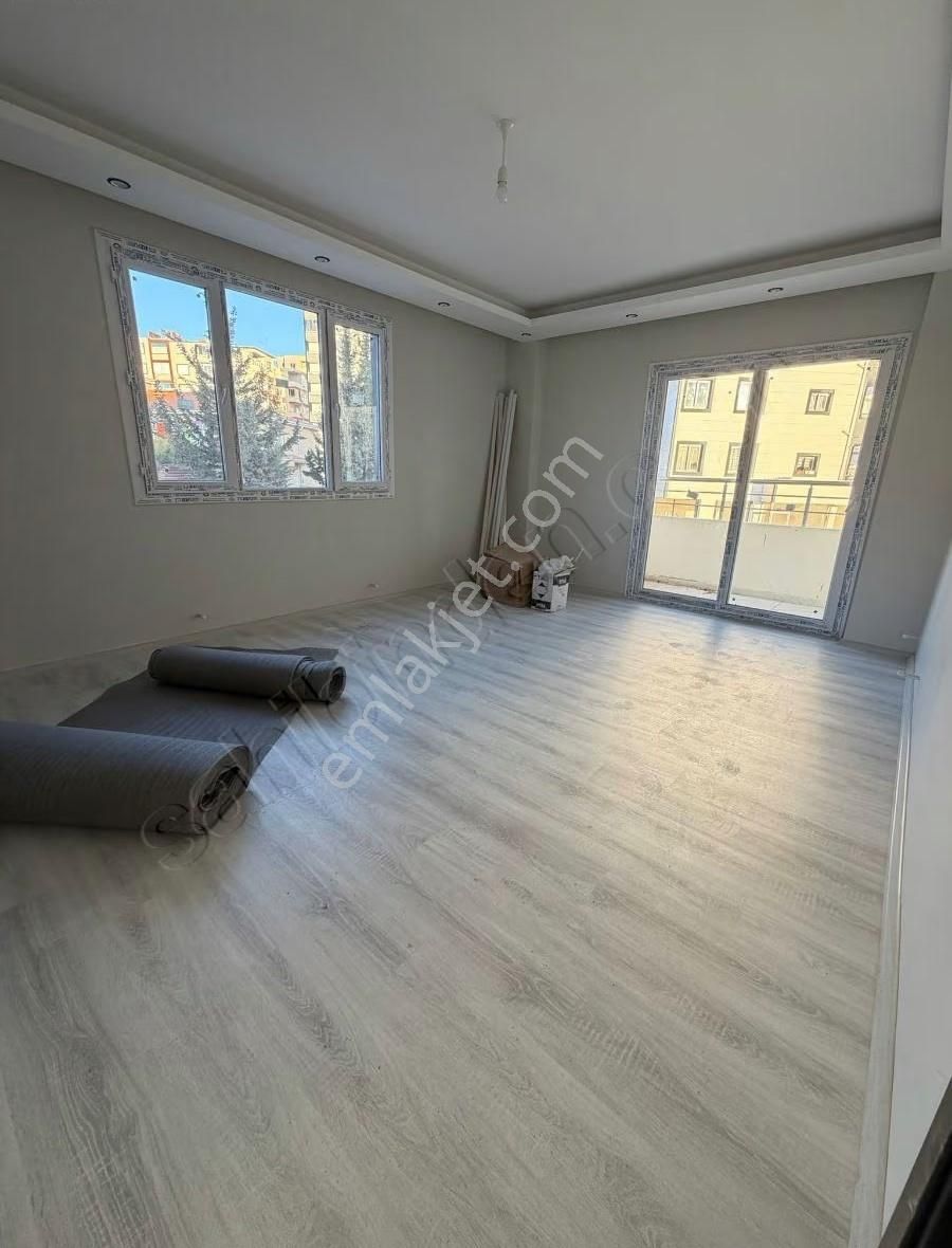 Ugur Kaya Emlak Saricam Orhangazide Her Kat Tek Daire 2+1 Satlik - Görsel 12