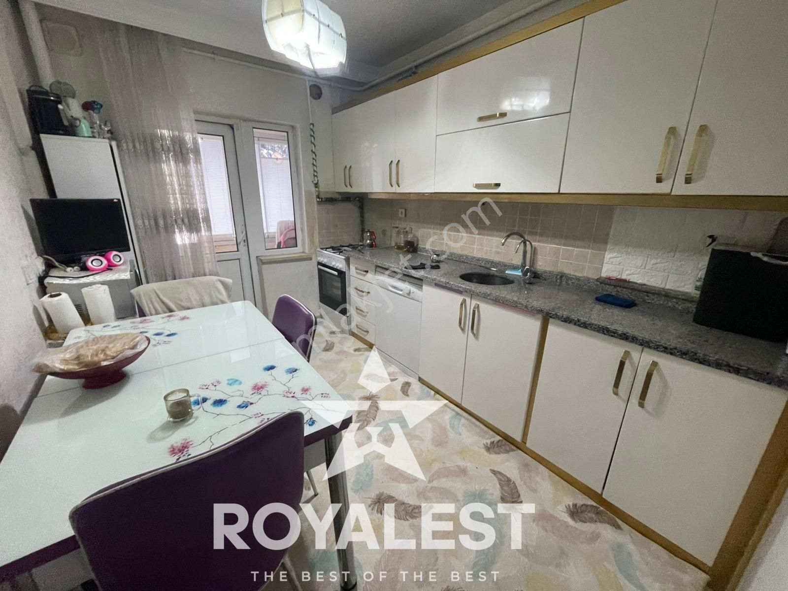 Royalest'ten Karataş Merkez'de Siteiçi Arakat İskanlı Fırsat 3+1 - Görsel 5