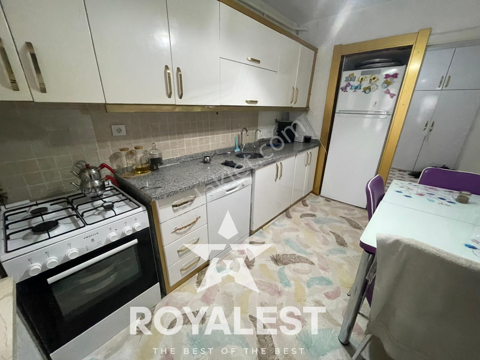 Royalest'ten Karataş Merkez'de Siteiçi Arakat İskanlı Fırsat 3+1 - Görsel 6