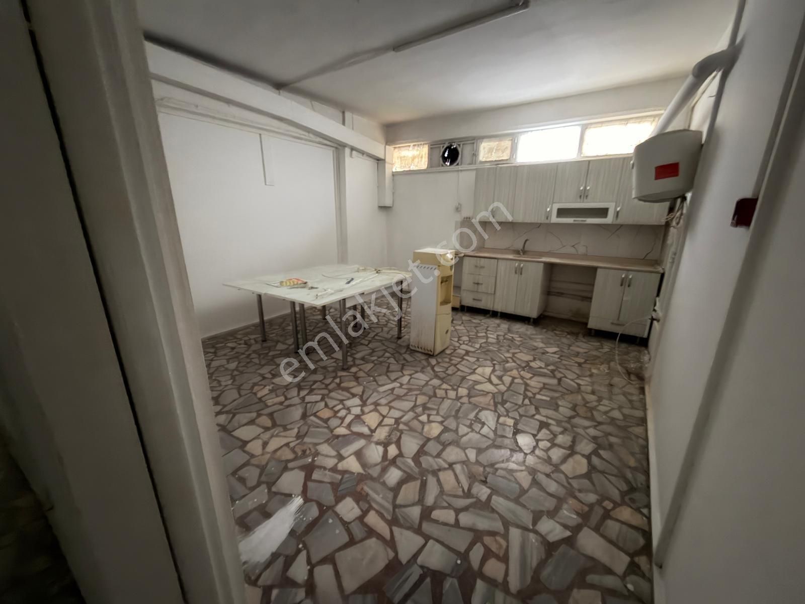 Aydın İnş. 800m2 Düz Giriş Araç Girişine Ve Yanaşımına Uygun Dkn - Görsel 13