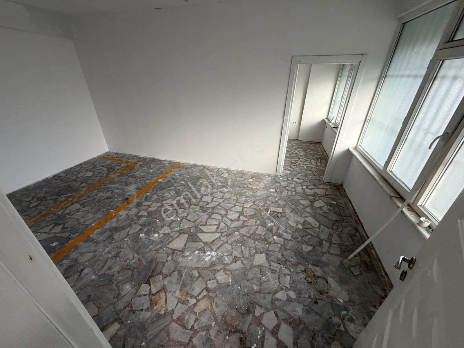 Aydın İnş. 800m2 Düz Giriş Araç Girişine Ve Yanaşımına Uygun Dkn - Görsel 12