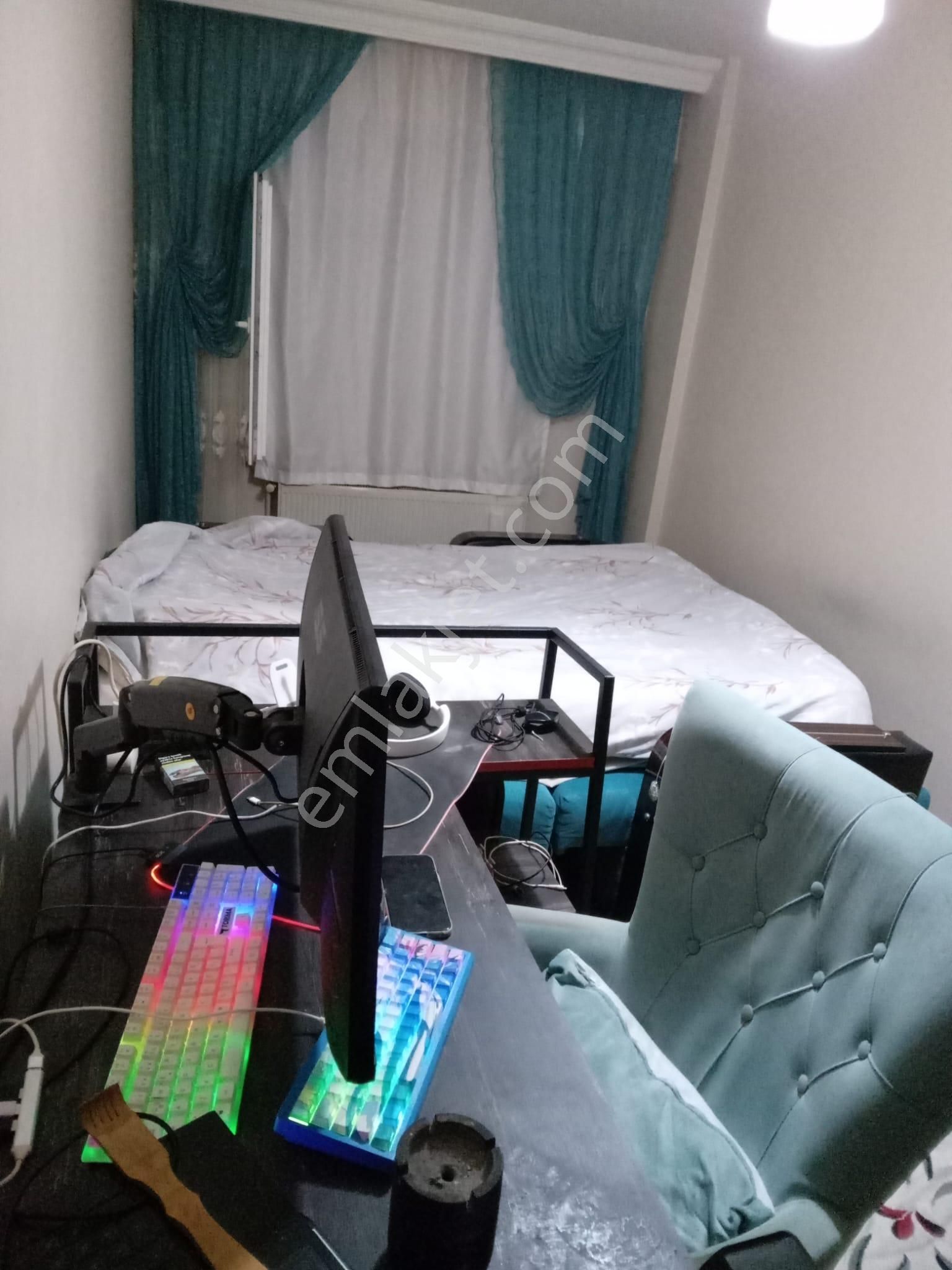 Alibey Mah. Belediye Yanında Dubleks Kiralık 4+1 Daire - Görsel 3