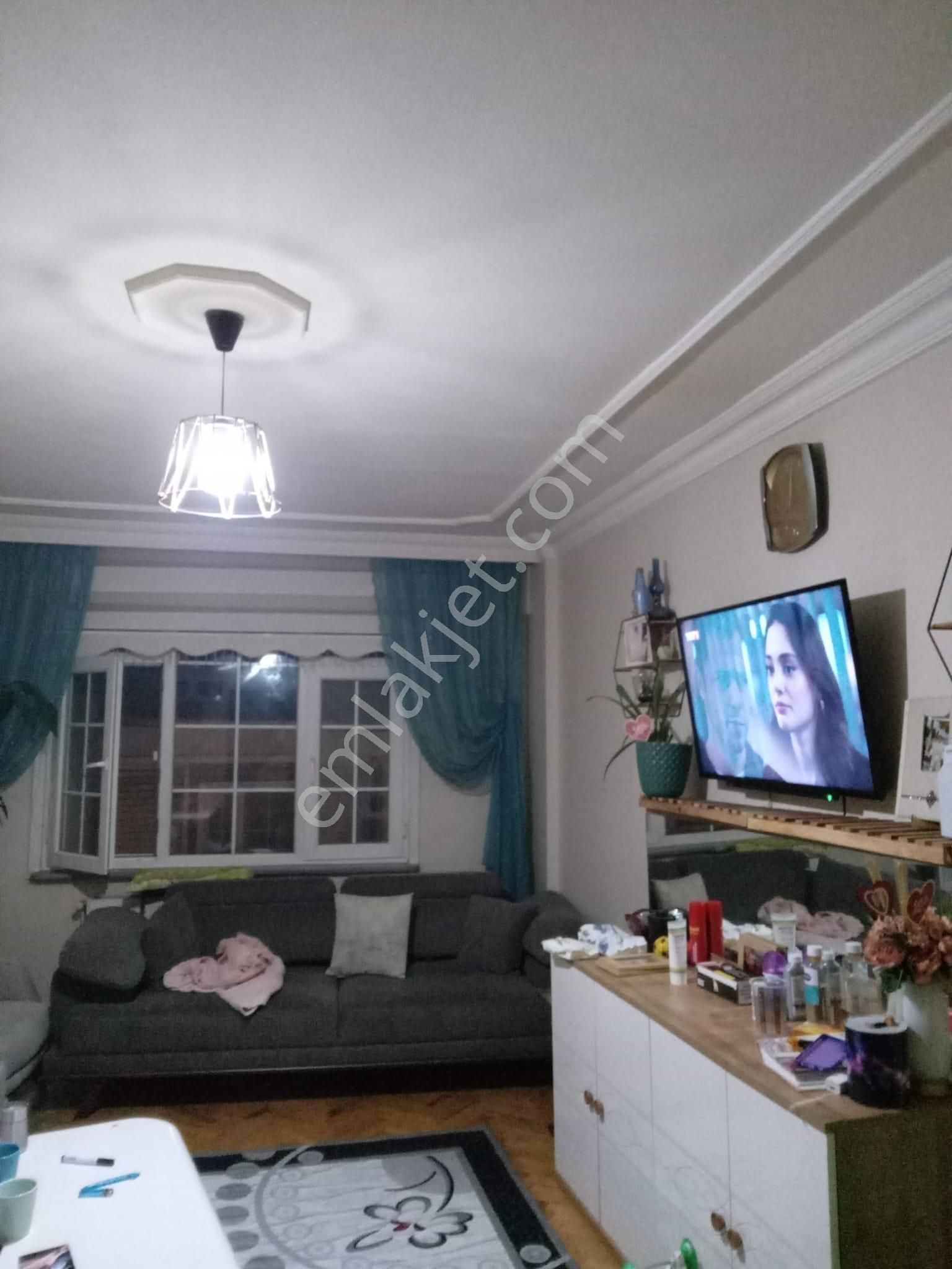 Alibey Mah. Belediye Yanında Dubleks Kiralık 4+1 Daire