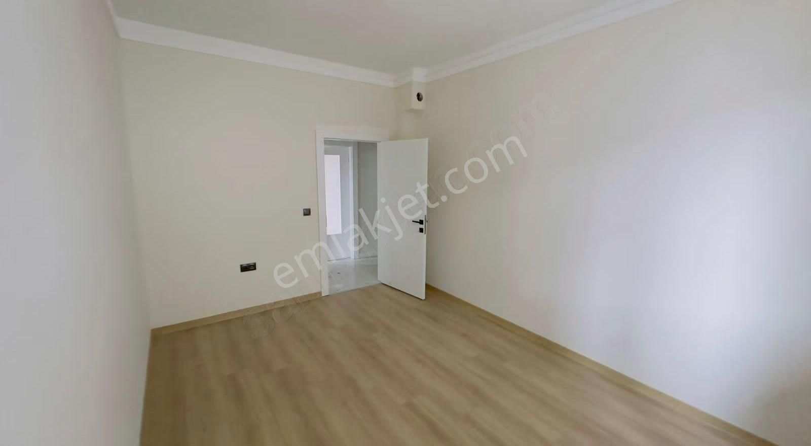 Full+full Yapı_altında Daire Var_1.kat Konumunda 3+1 Sıfır Daire