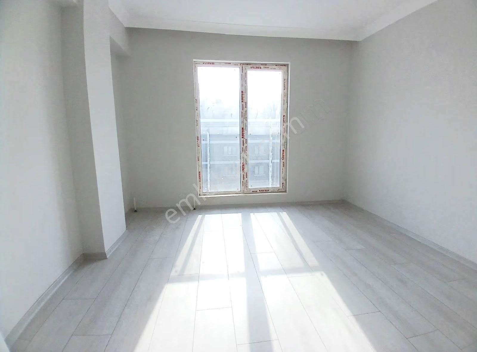 29 Ekim Mahallesi |kıbrıs Caddesi Yakını |arakat Sıfır 3+1 Daire - Görsel 2