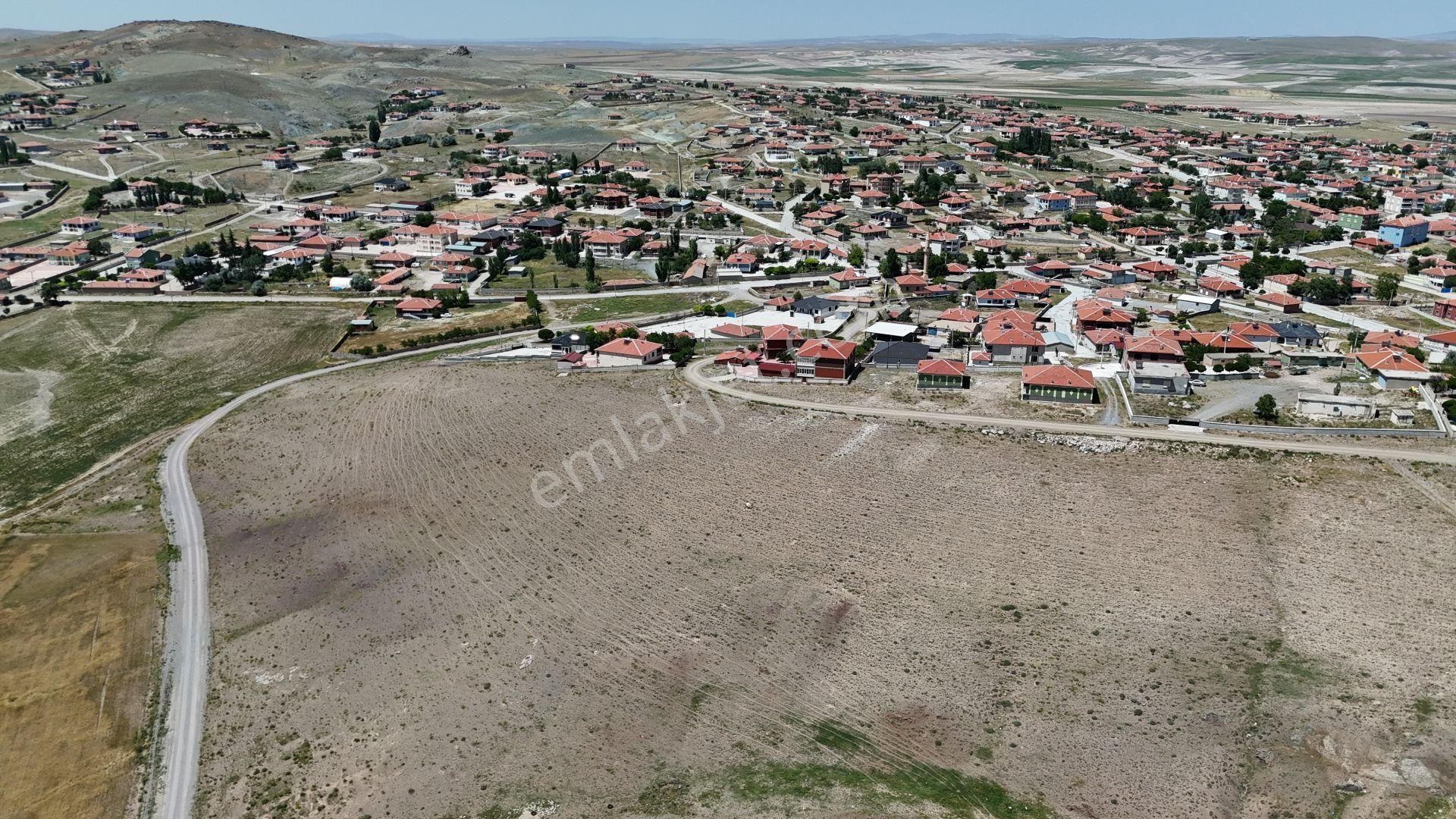 Konya / Cihanbeyli / Kütükuşağı 578 M² Fırsat Konut İmarlı Arsa