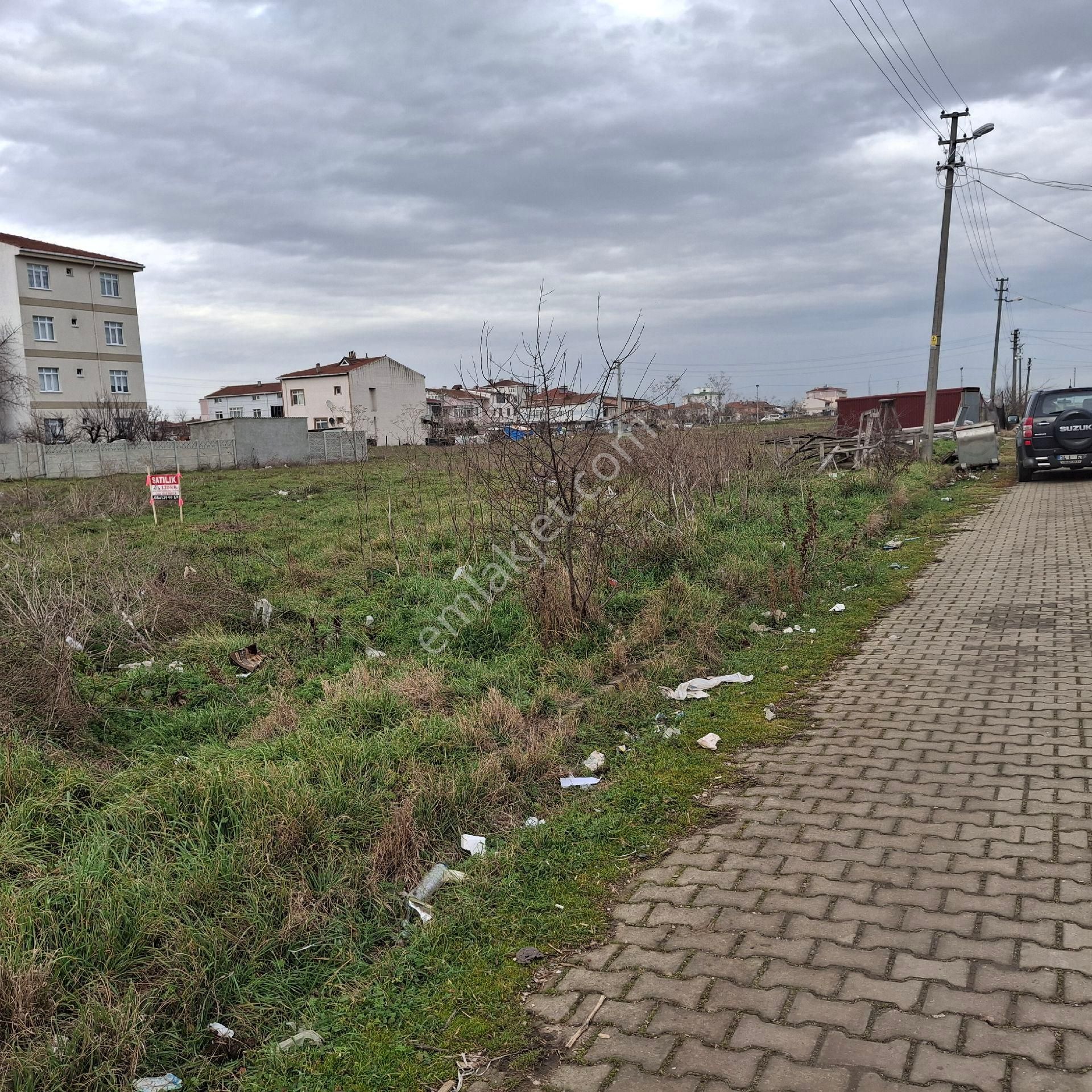 T.dağ Muratlı K.dirik Mah.de Cadde Üzeri(423)m2 Olan Arsa Satılık Yada Kat Karşılığı Verilecektir. - Görsel 4