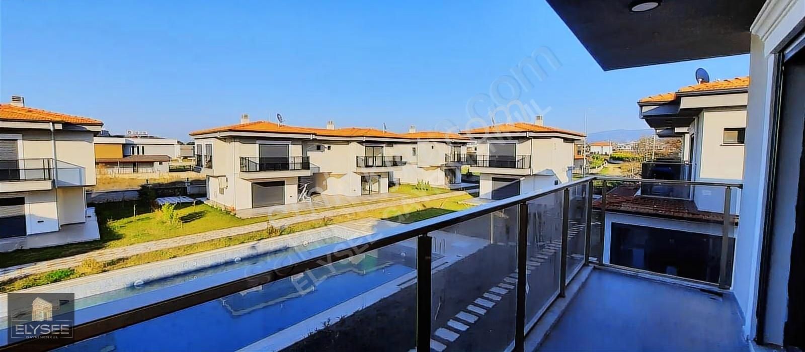 Güzelçamlı'da Denize Yakın | Havuzlu Sitede | Tam Müstakil Villa - Görsel 13