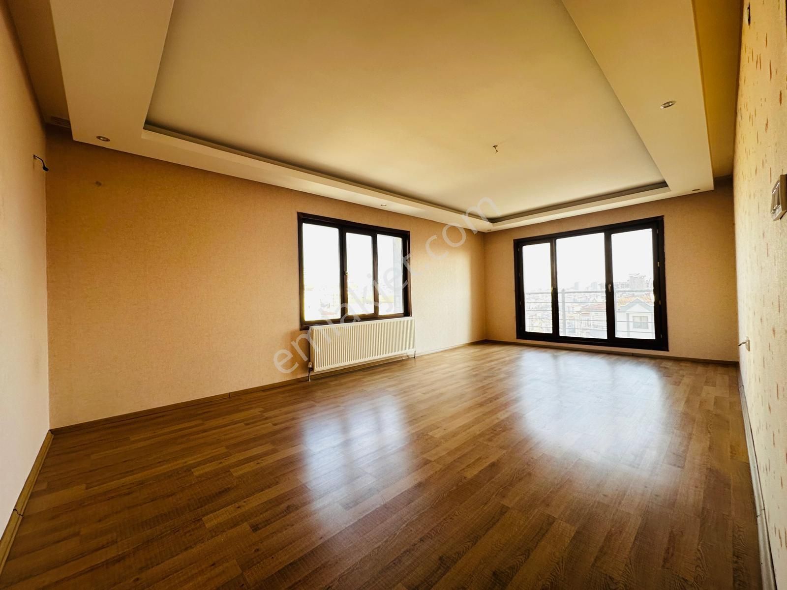 Ufuk Kılıç Emlak'tan Site'de Fırsat Dairesi Kredi Limitsiz 4+1 Daire - Görsel 10