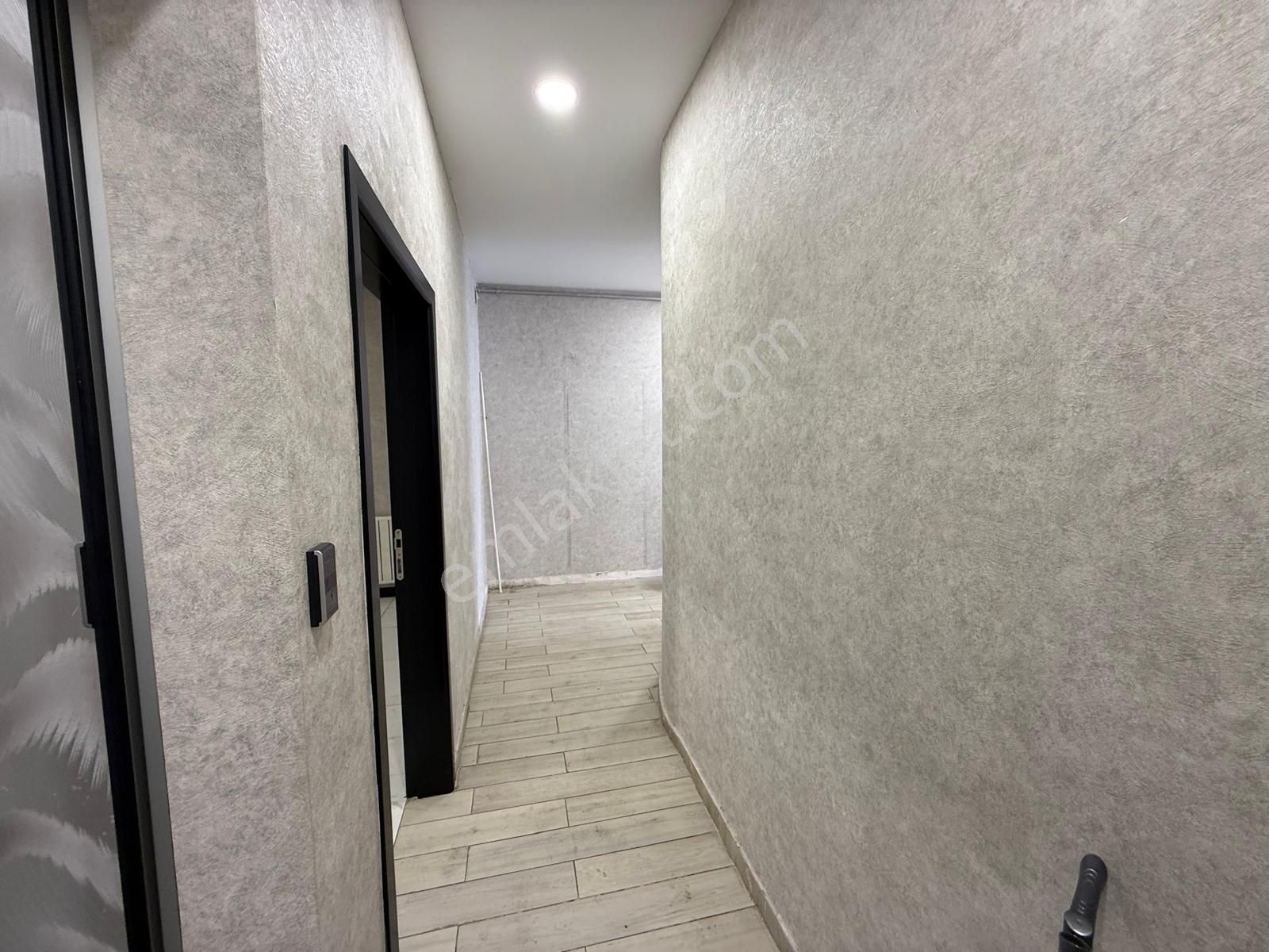 Ostim Fatih İş Merkezinde 175 M2 Satılık Dükkan - Görsel 11