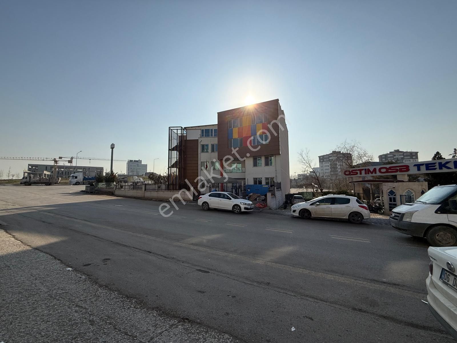 Ostim Fatih İş Merkezinde 175 M2 Satılık Dükkan - Görsel 4