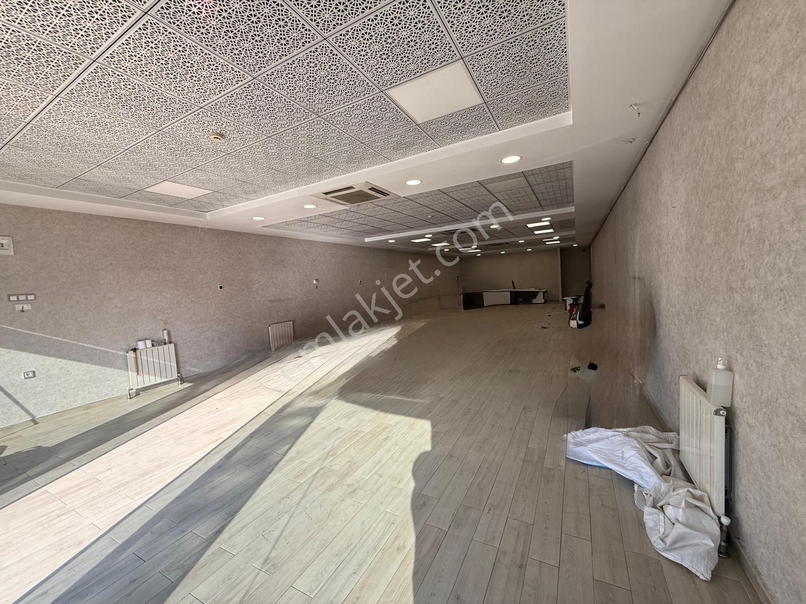 Ostim Fatih İş Merkezinde 175 M2 Satılık Dükkan - Görsel 18