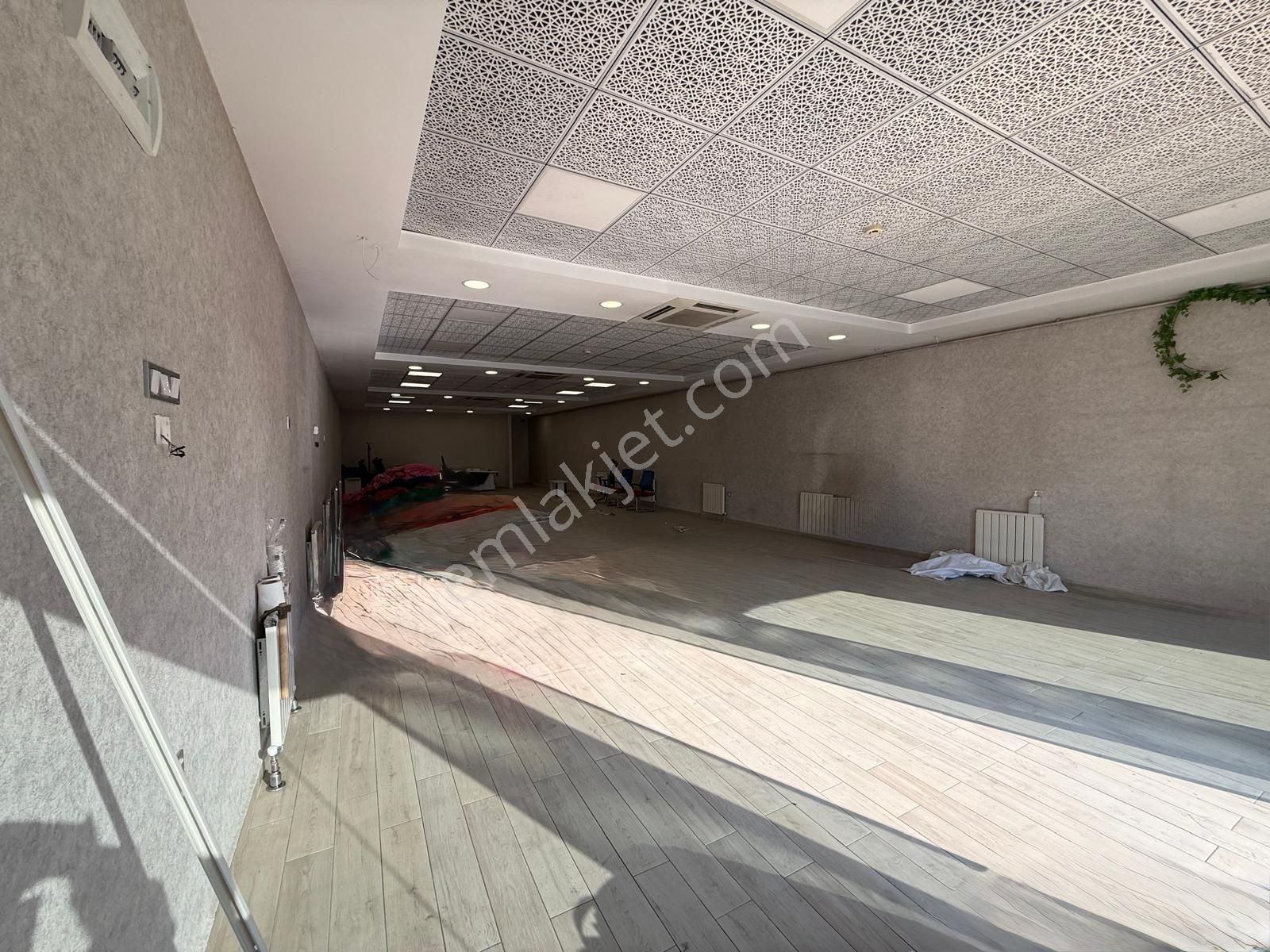 Ostim Fatih İş Merkezinde 175 M2 Satılık Dükkan - Görsel 19